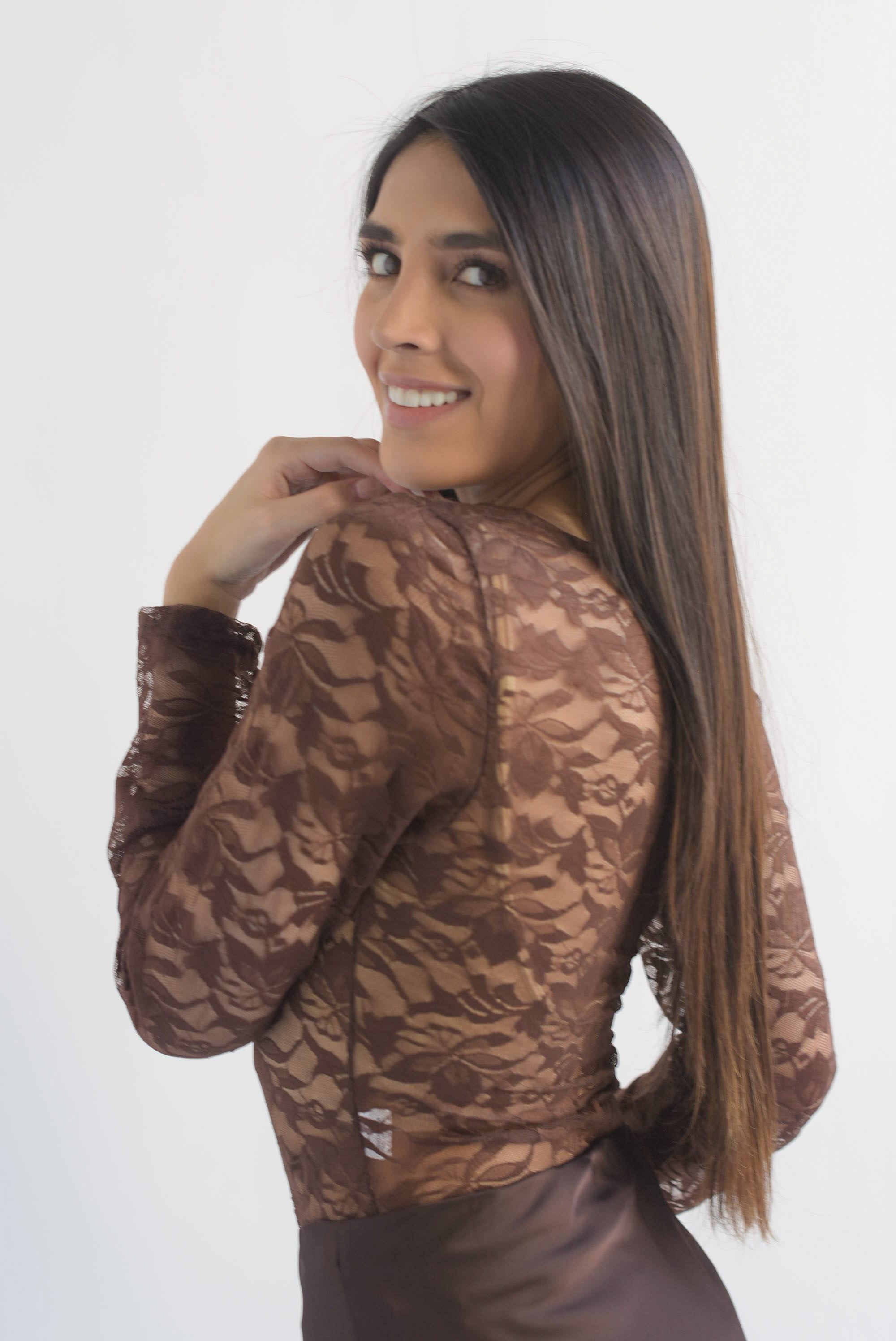 Body encaje manga larga