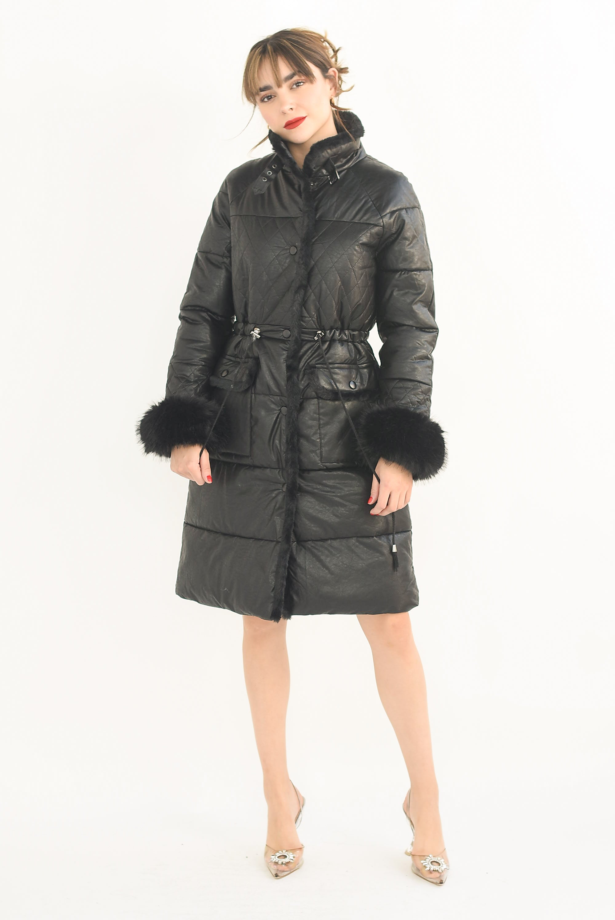 Chamarra tipo abrigo vinipiel fur Negra