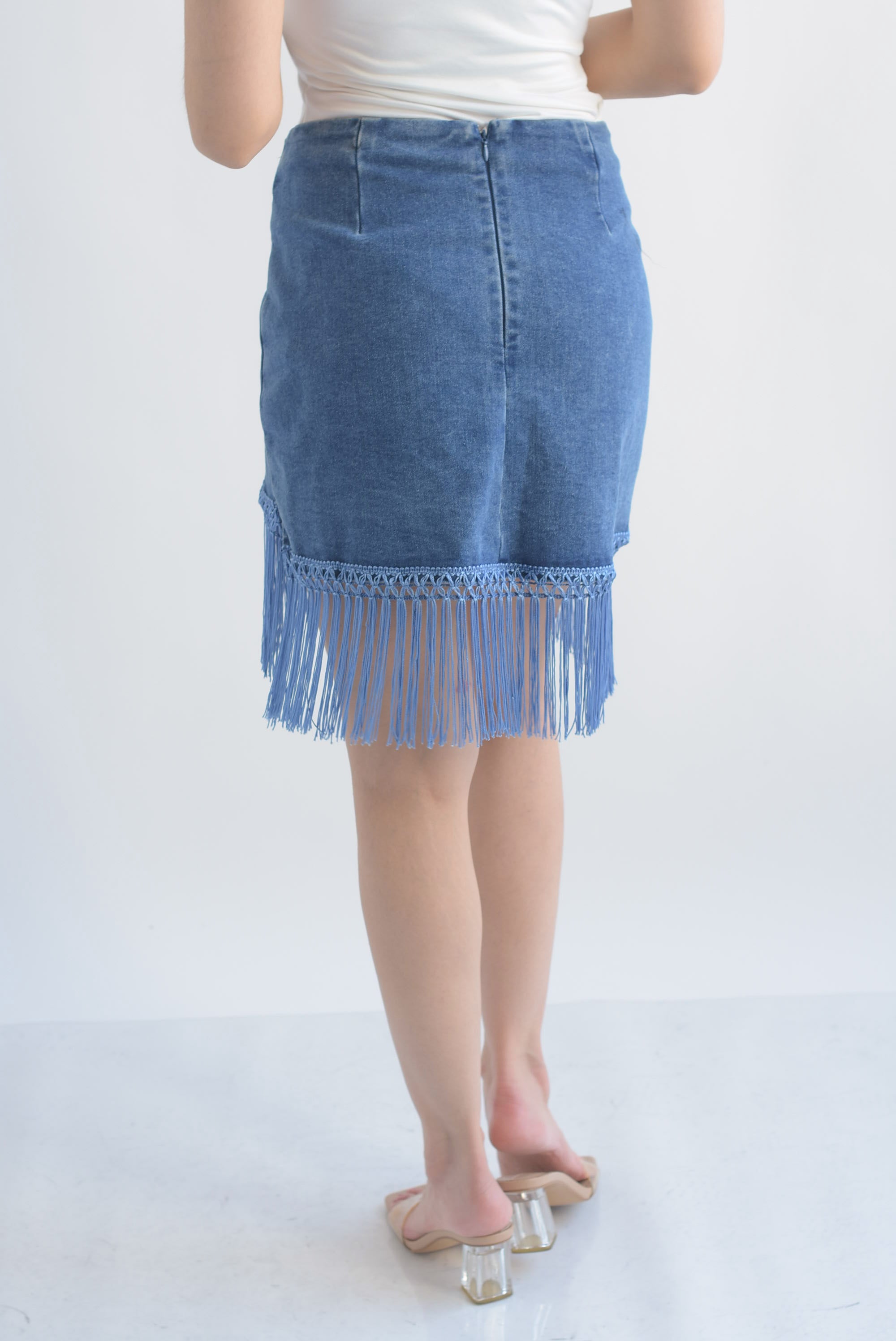 Falda envolvente flecos