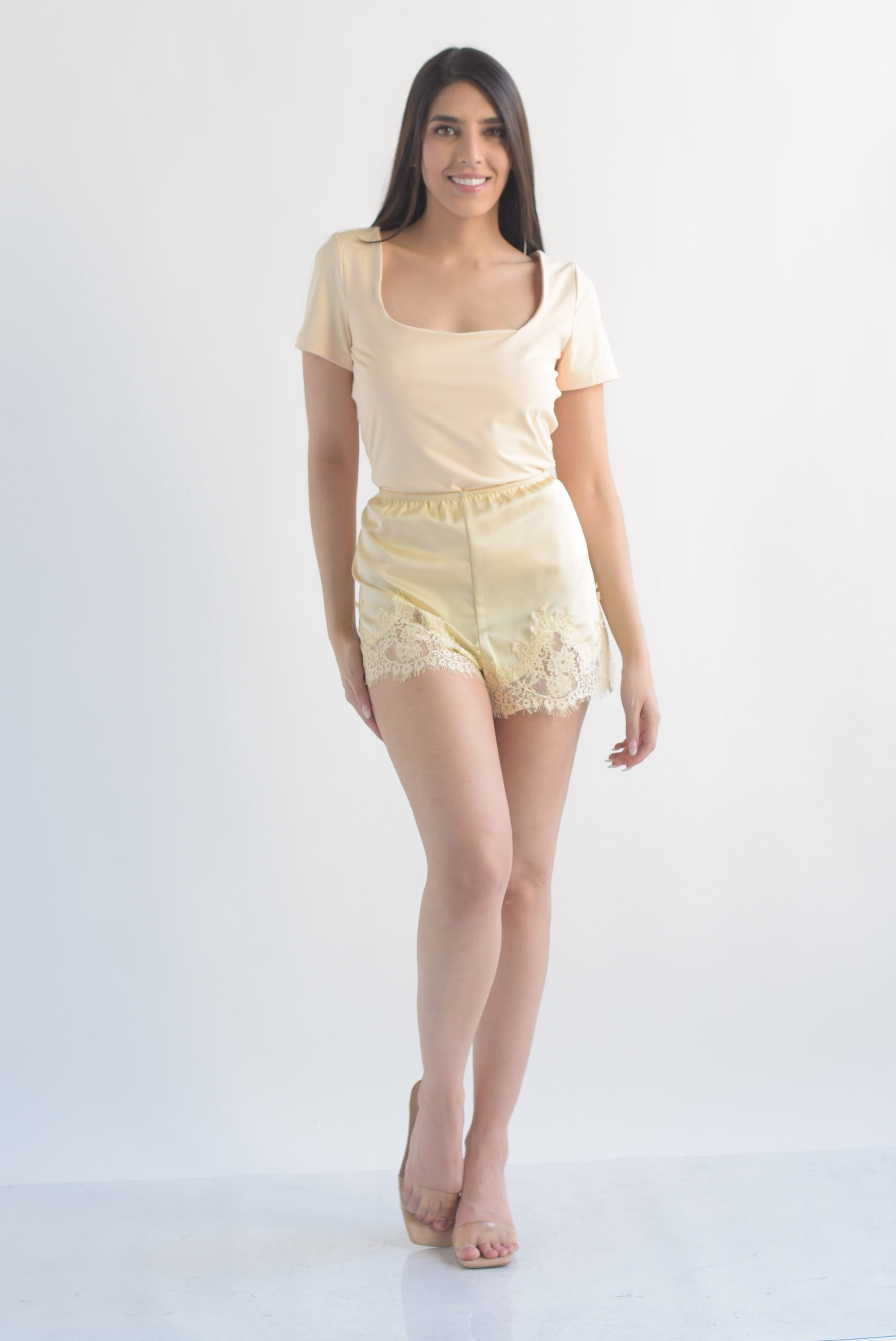 Short lencero encaje