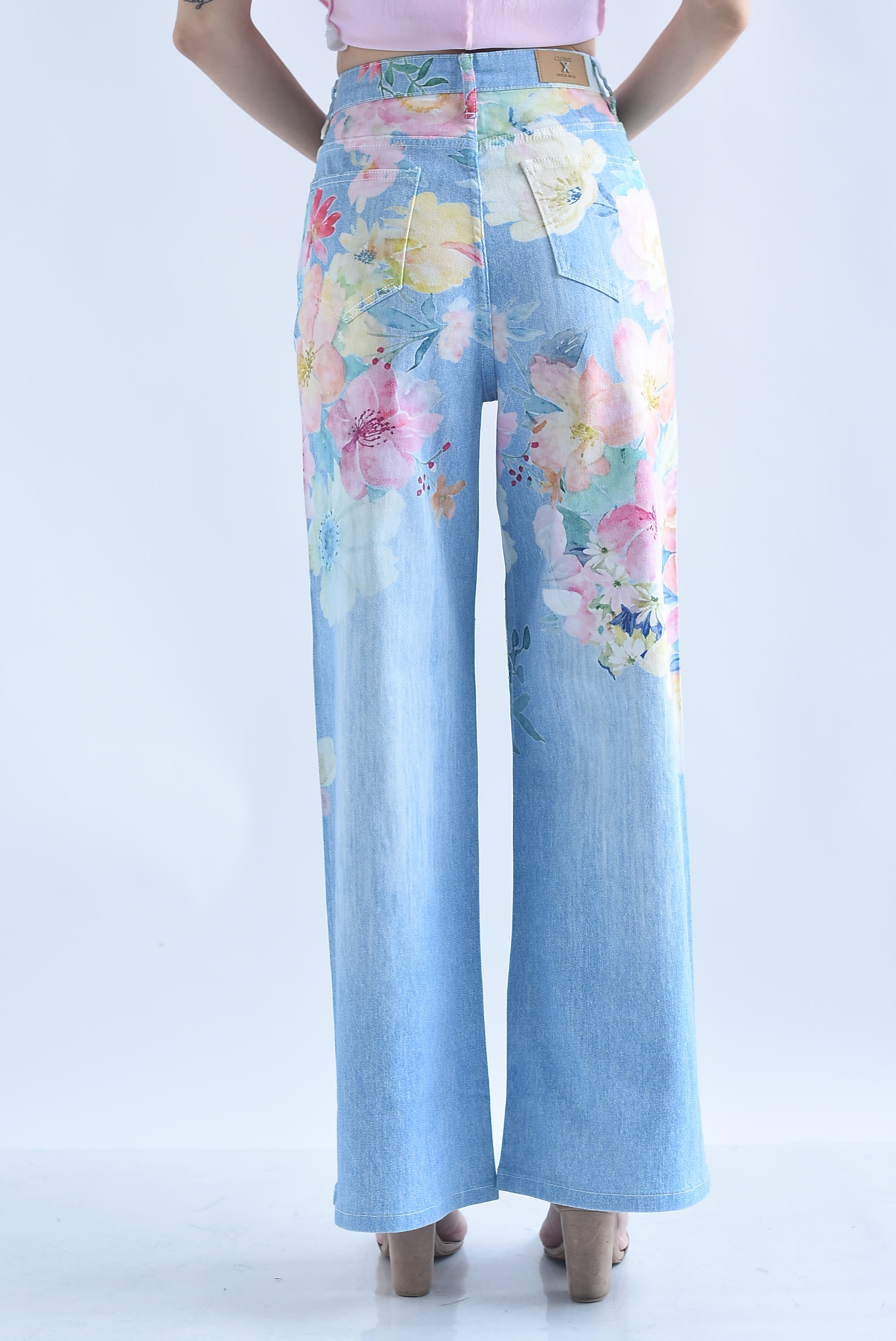 Jeans flores acuarela brillos