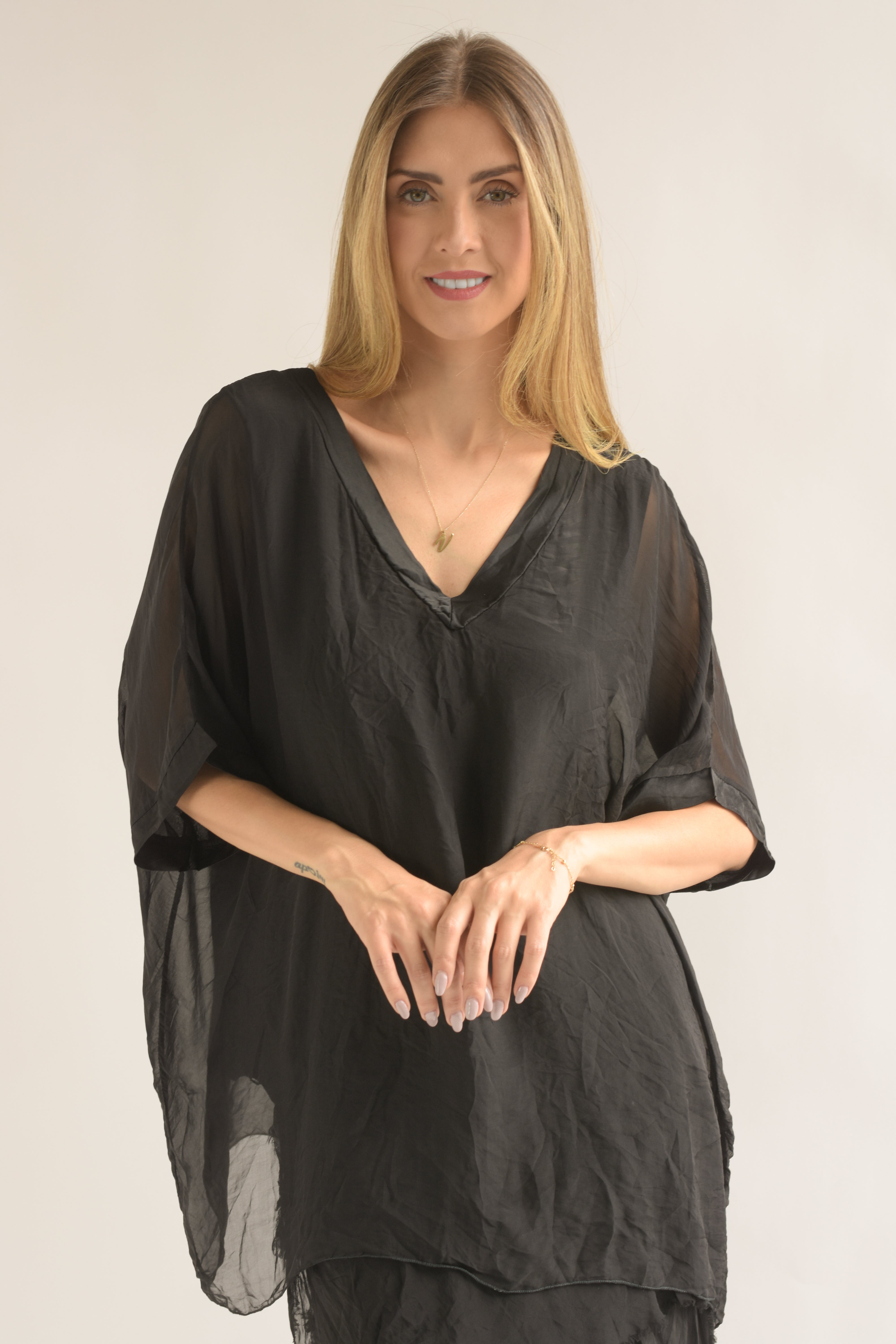 Set Falda larga olanes y Blusón Negro