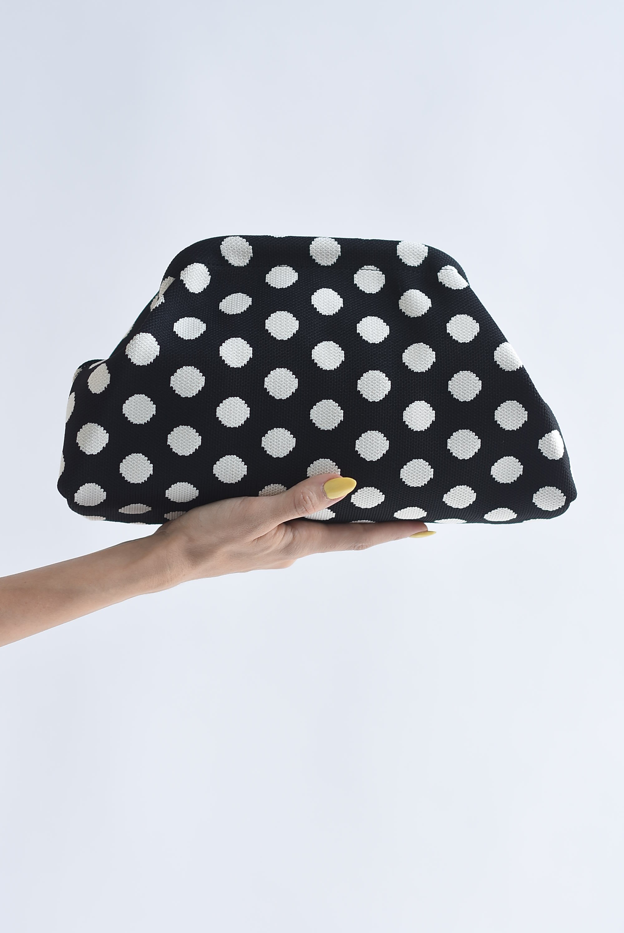 Bolso Pouch polka dots