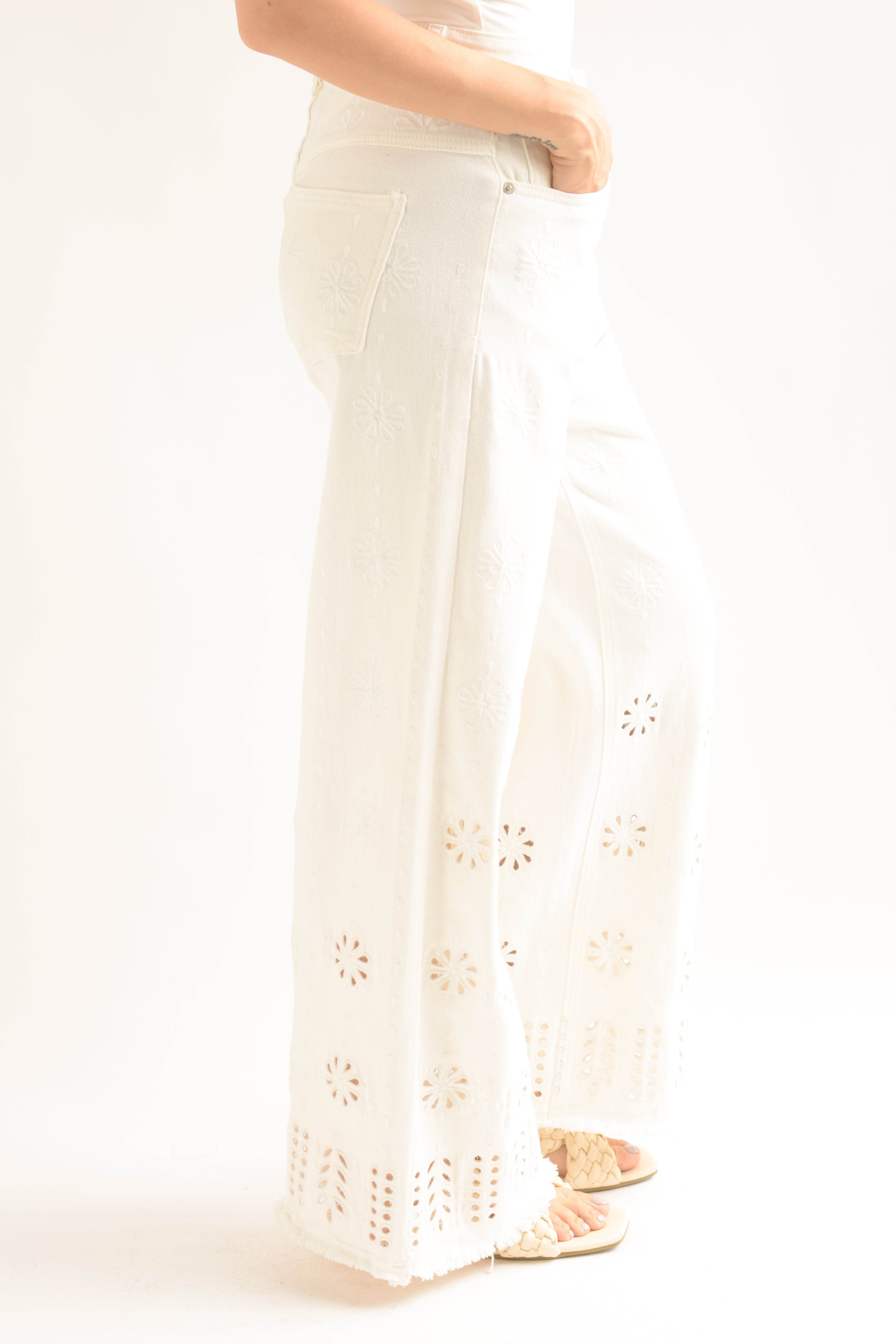 Jeans flores caladas Blanco