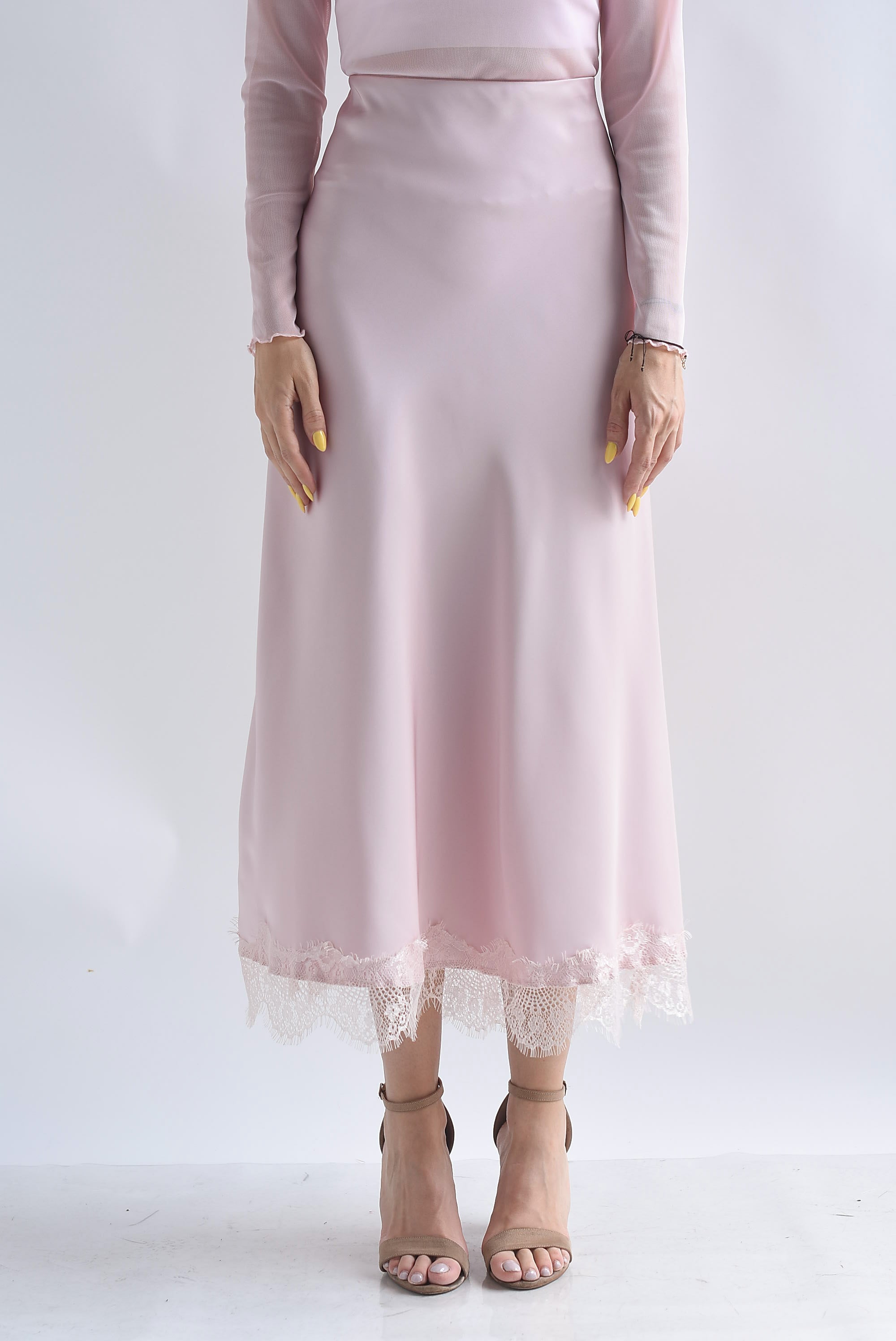 Falda midi lencera encaje