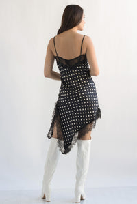 Fashion Styled Vestido lencero asimétrico encaje polka dots Negro