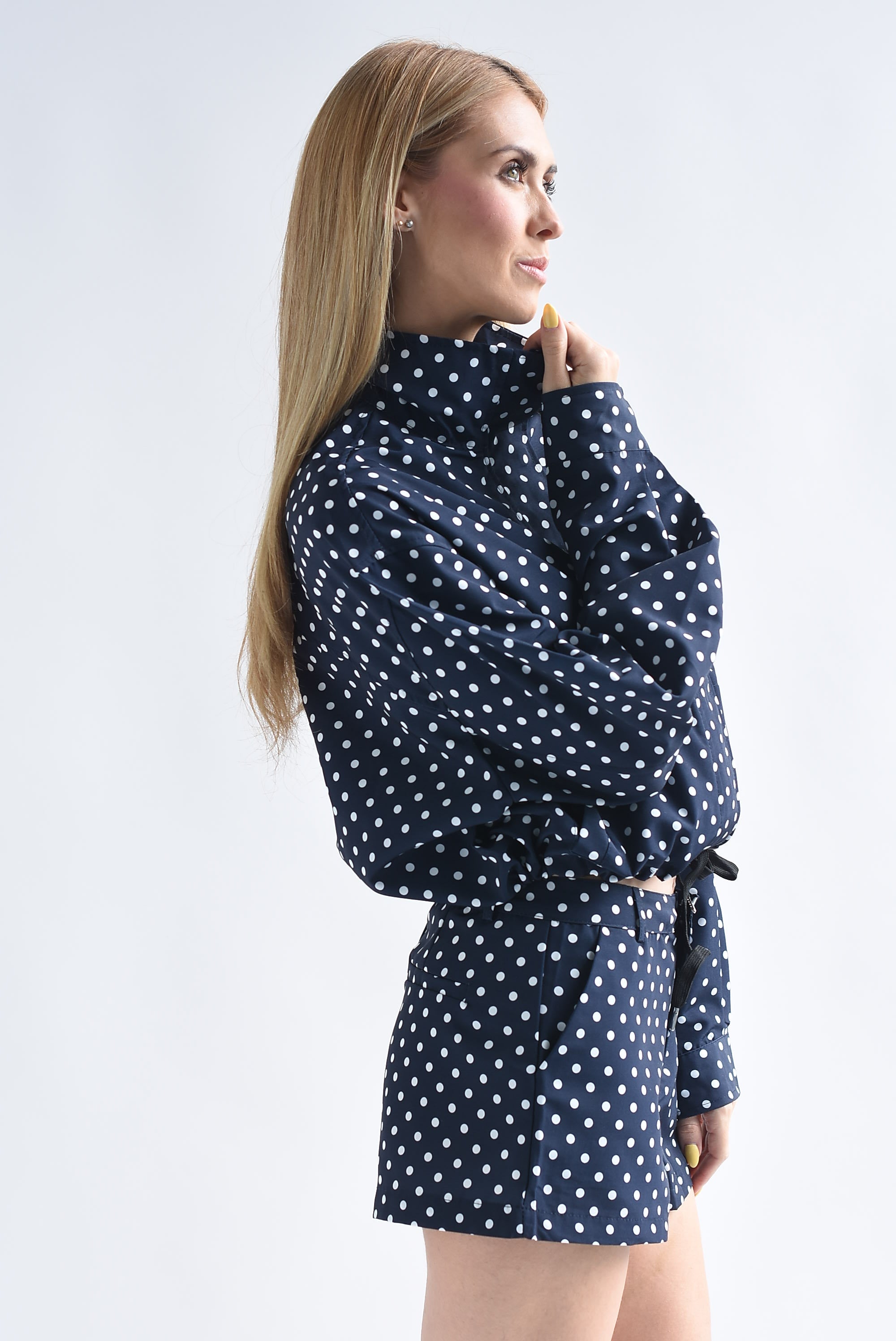 Set Short y Chamarra jareta polka dots
