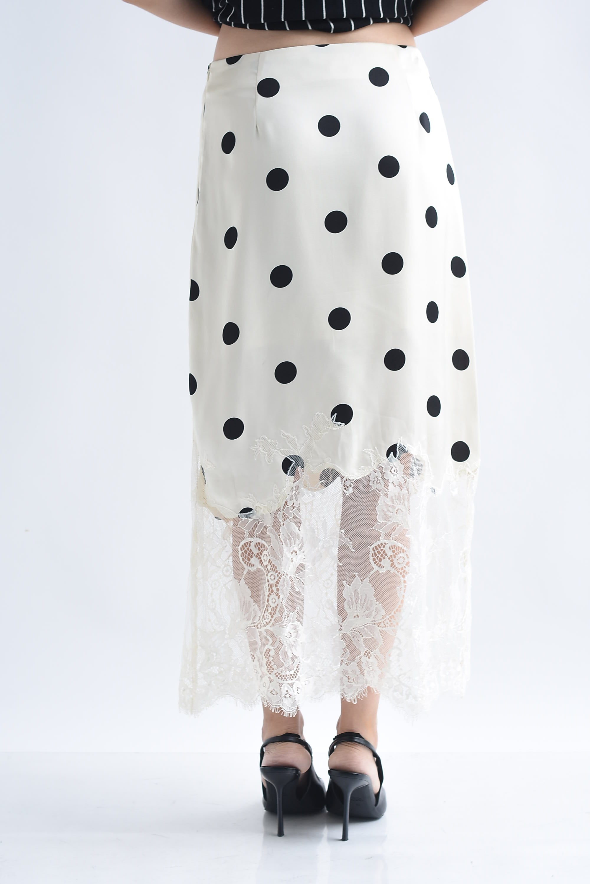 Falda lencera polka dots mitad encaje