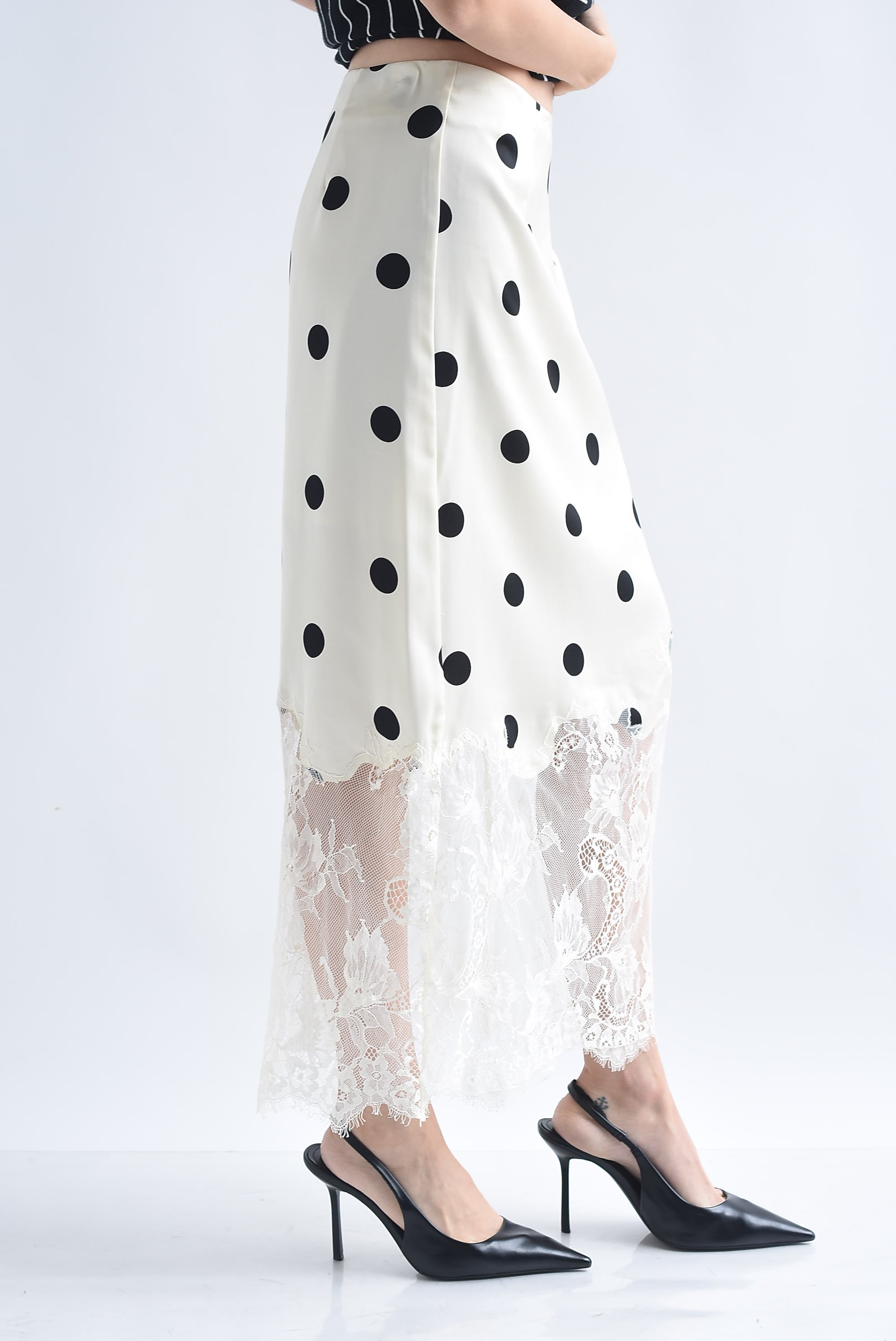 Falda lencera polka dots mitad encaje