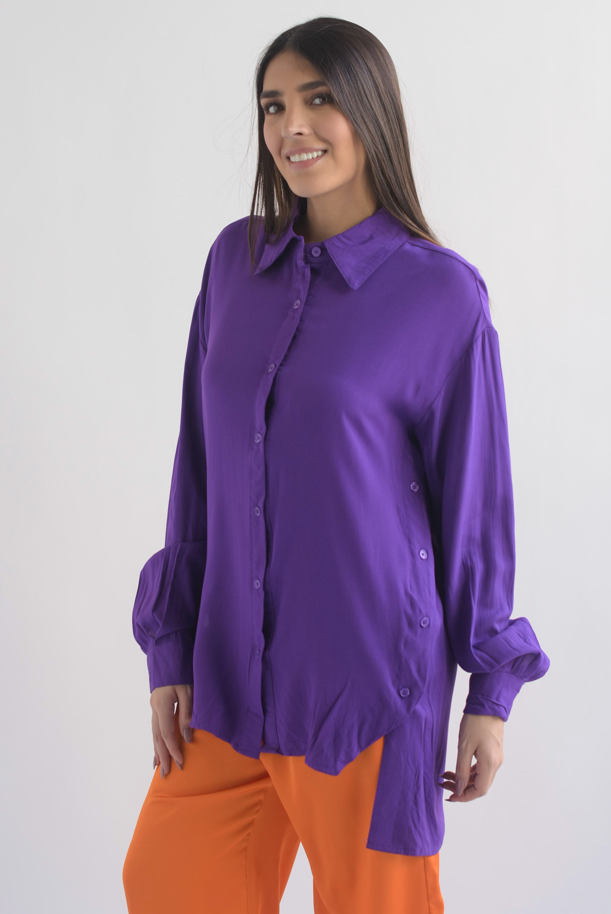 Camisa larga botones laterales