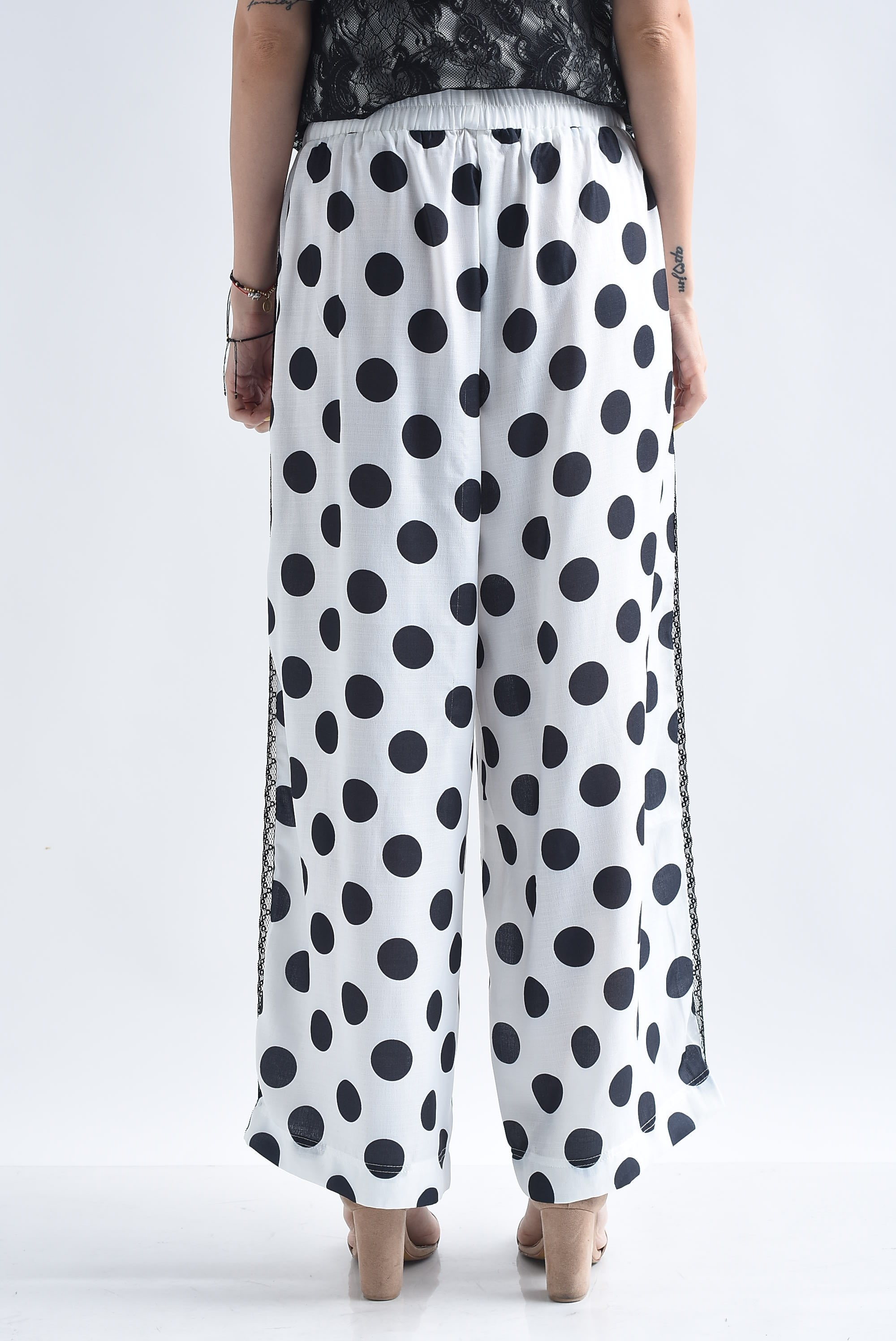 Pantalón polka dots track encaje