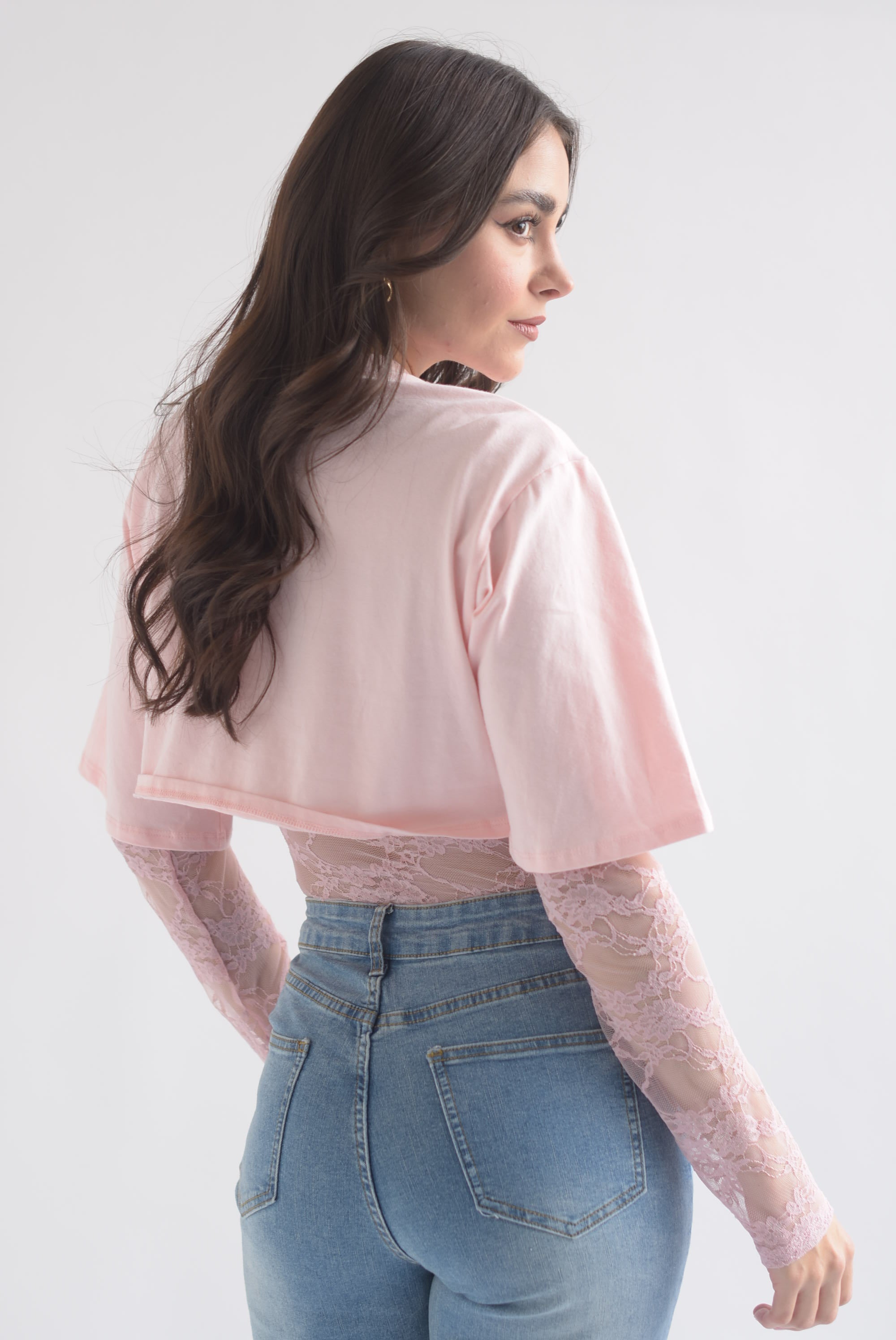 Body encaje con t-shirt en sobreposición