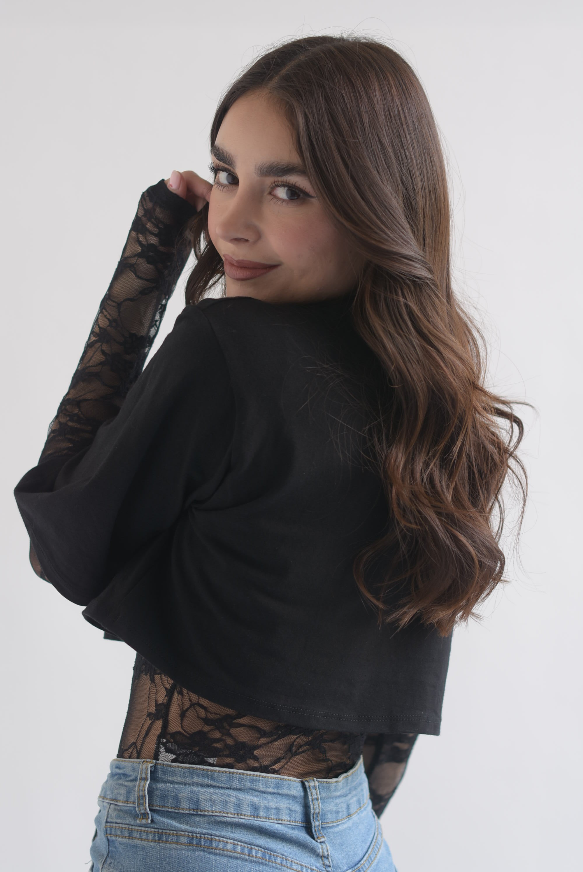 Body encaje con t-shirt en sobreposición