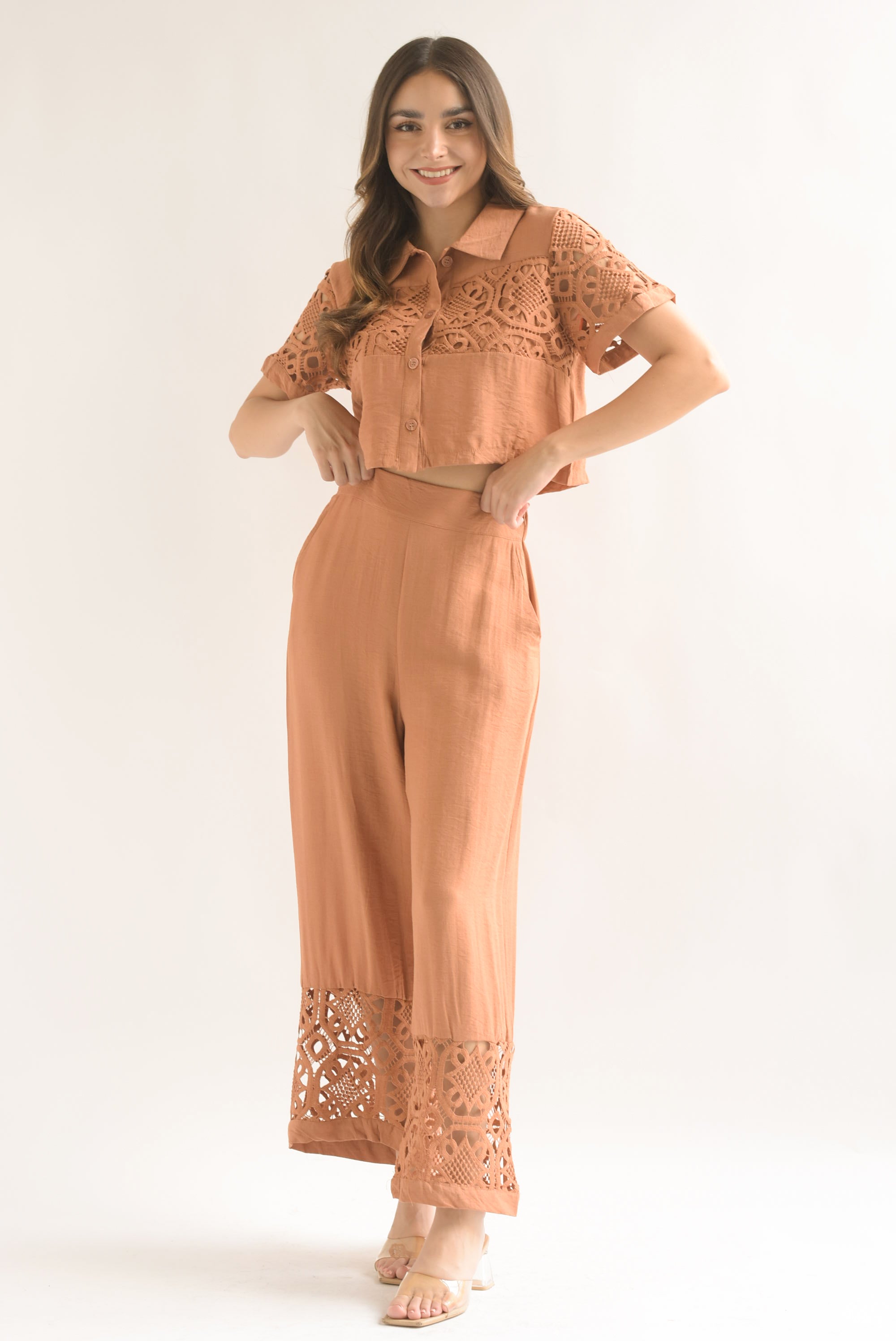 Set Pantalón y Blusa tira guipur Shedron