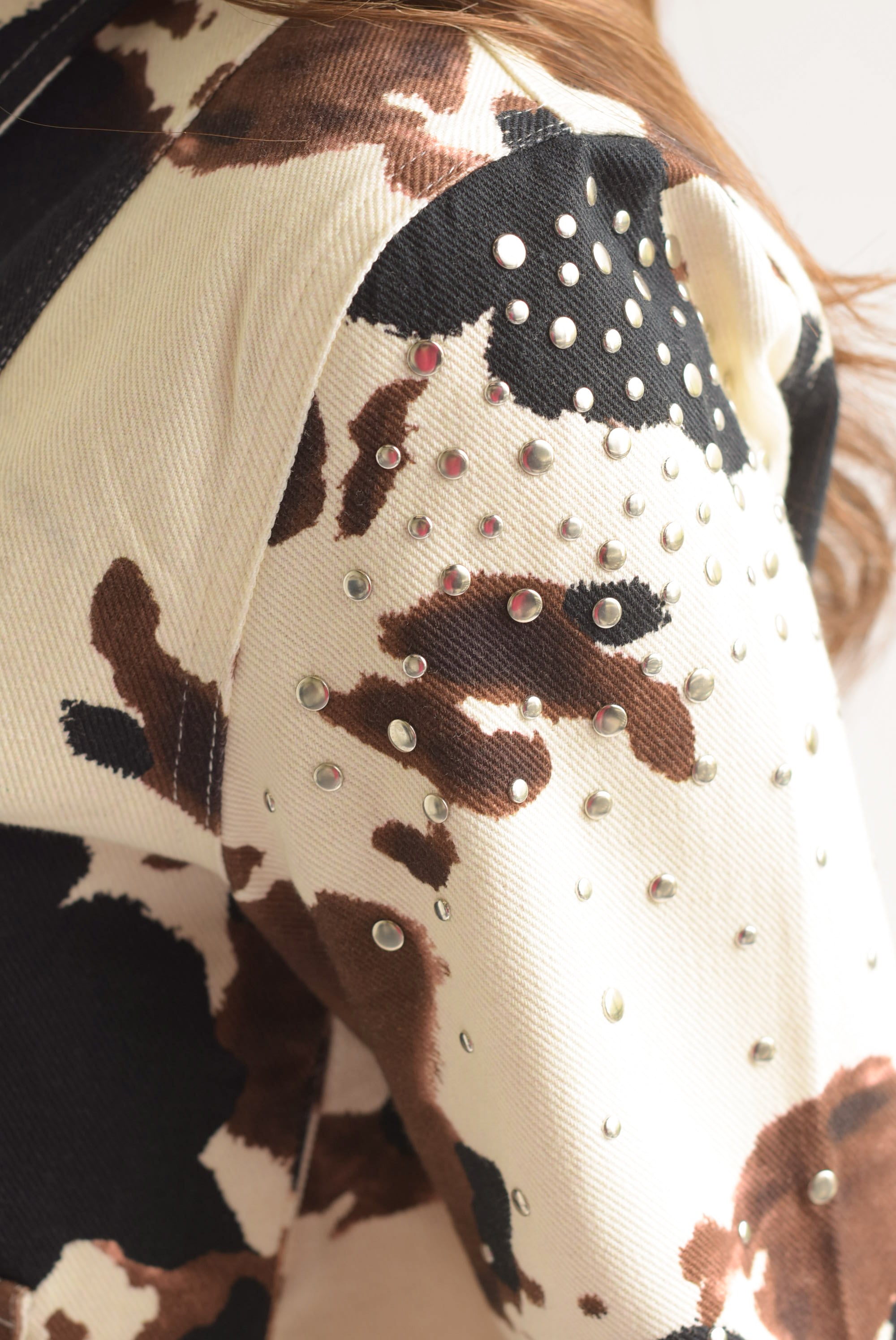 Set Pantalón y Chamarra estoperoles Cow Denim