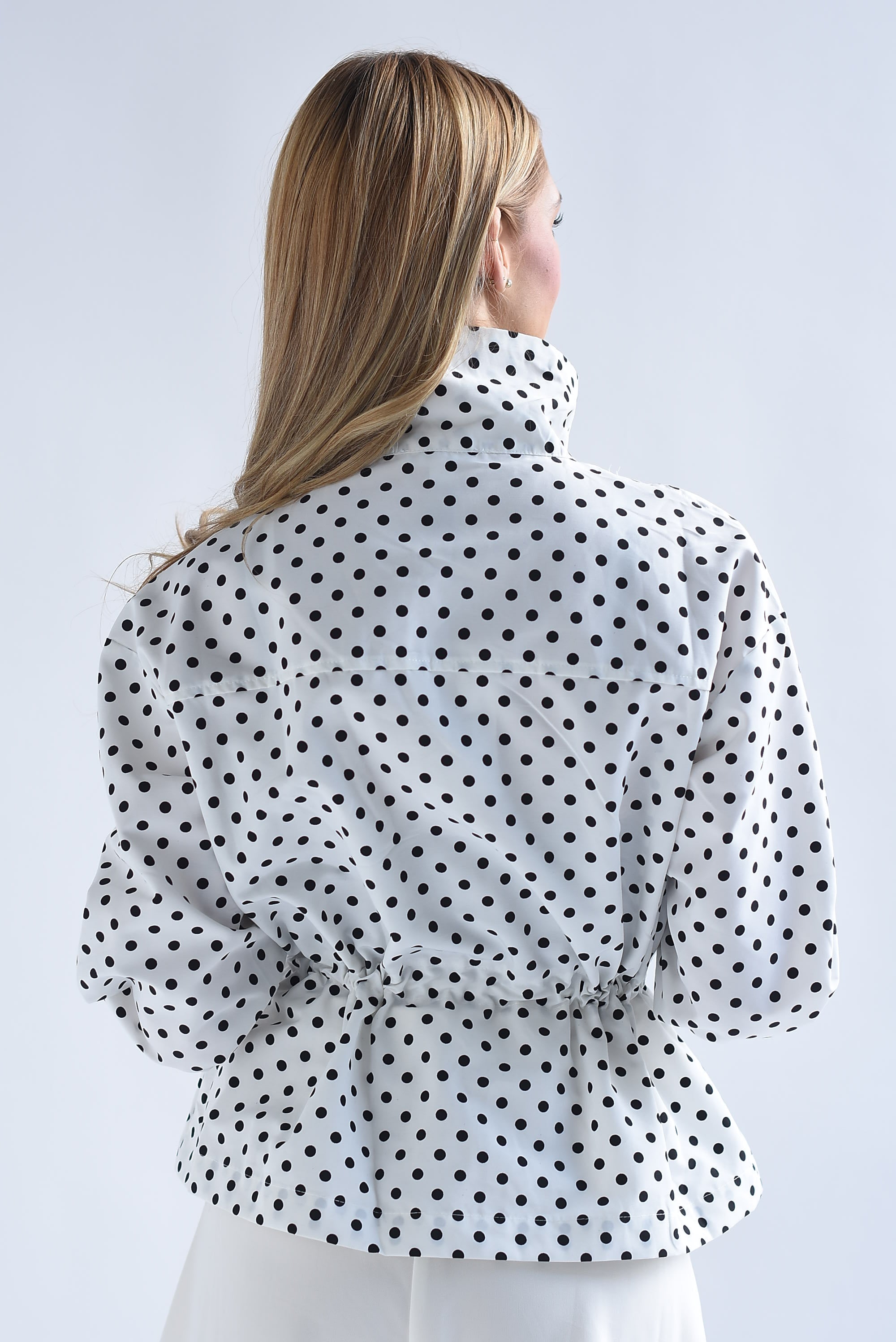 Chamarra jareta peplum polka dots