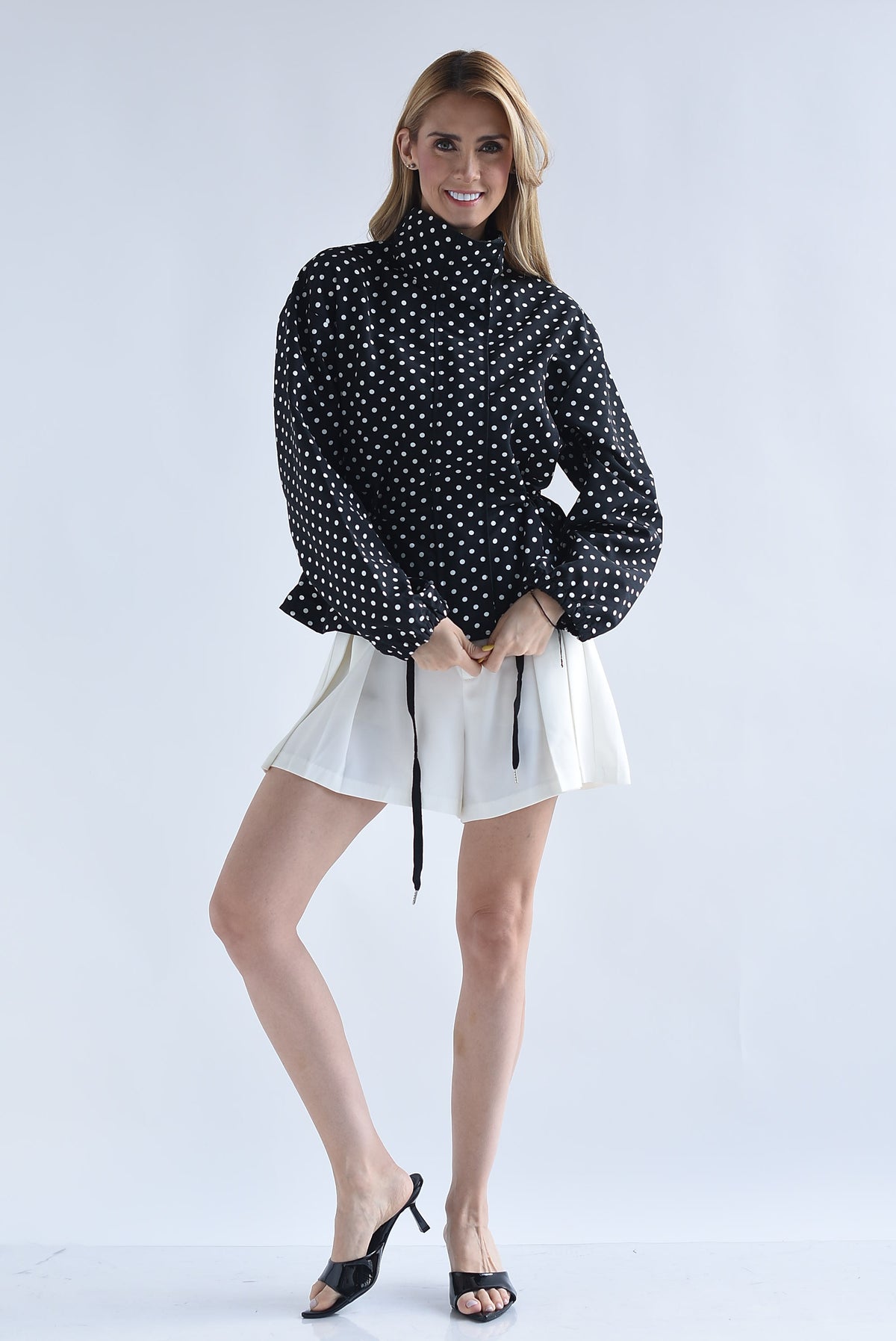 Short pinzas vuelo Blanco