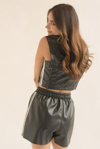 Fashion Styled Set Short y Chaleco vinipiel track Negro