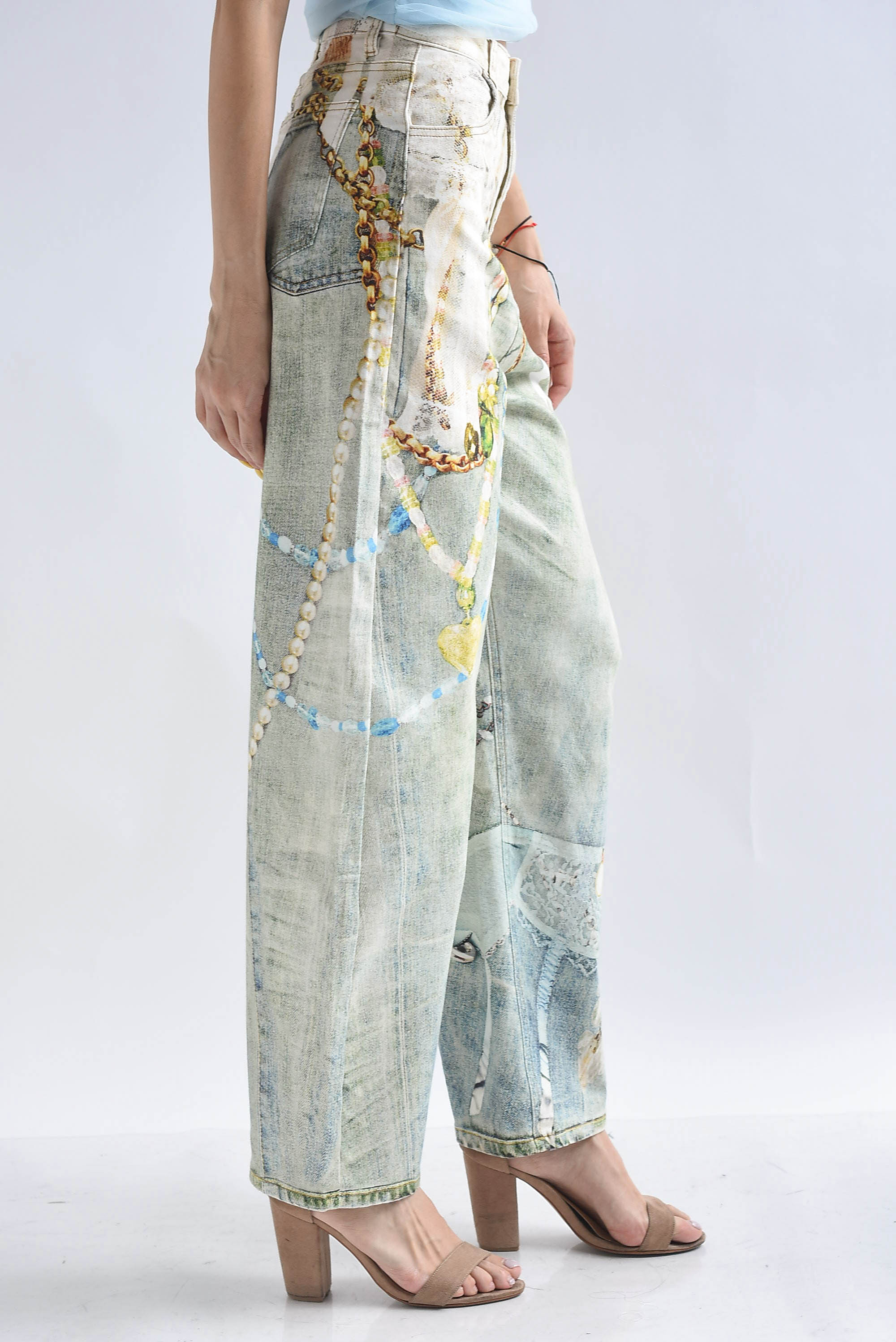 Jeans barrel print encaje y perlas