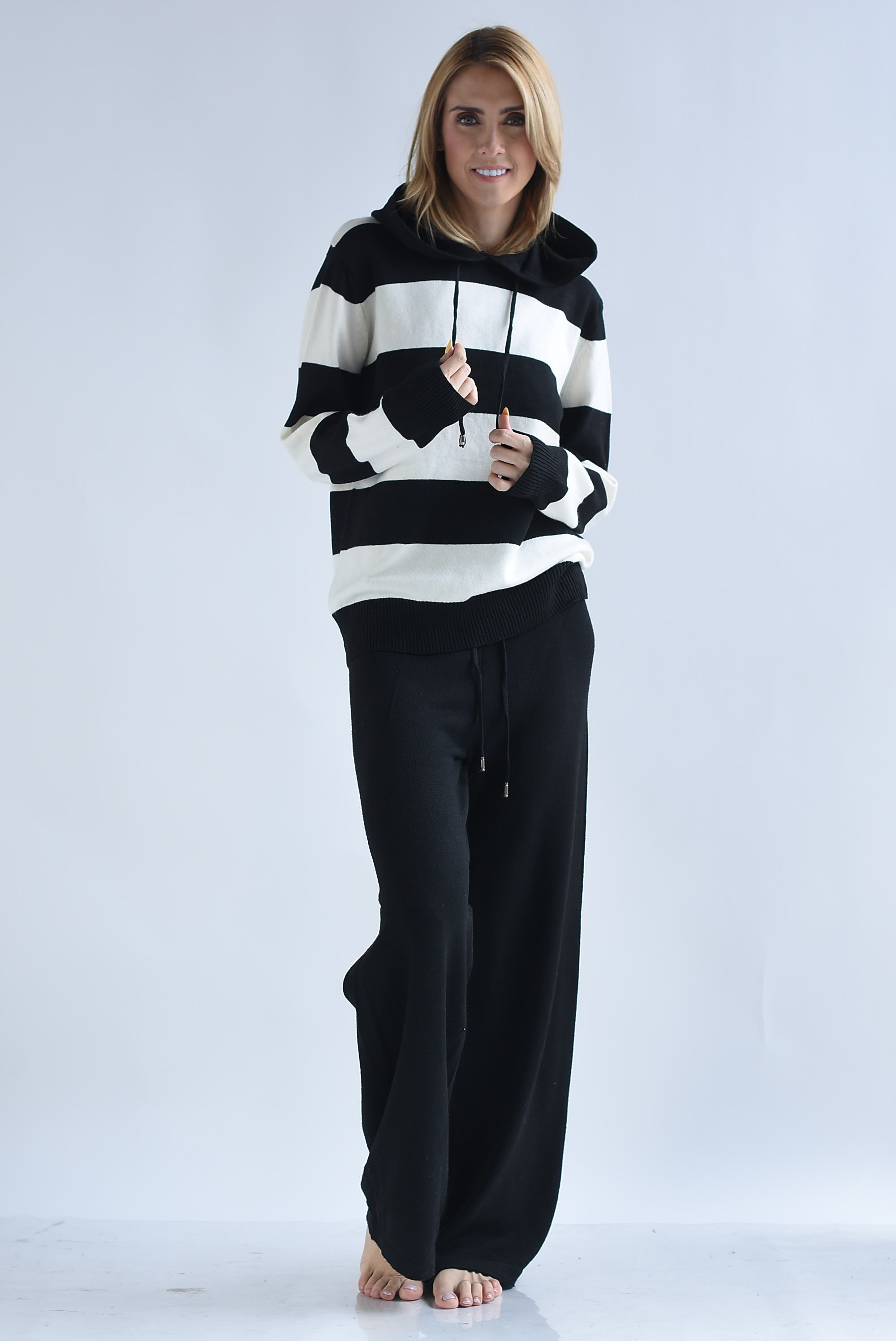 Set Pantalón y Sweater hoodie rayas
