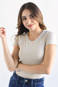 Fashion Styled Body manga corta Greige