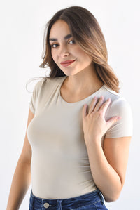 Fashion Styled Body manga corta Greige