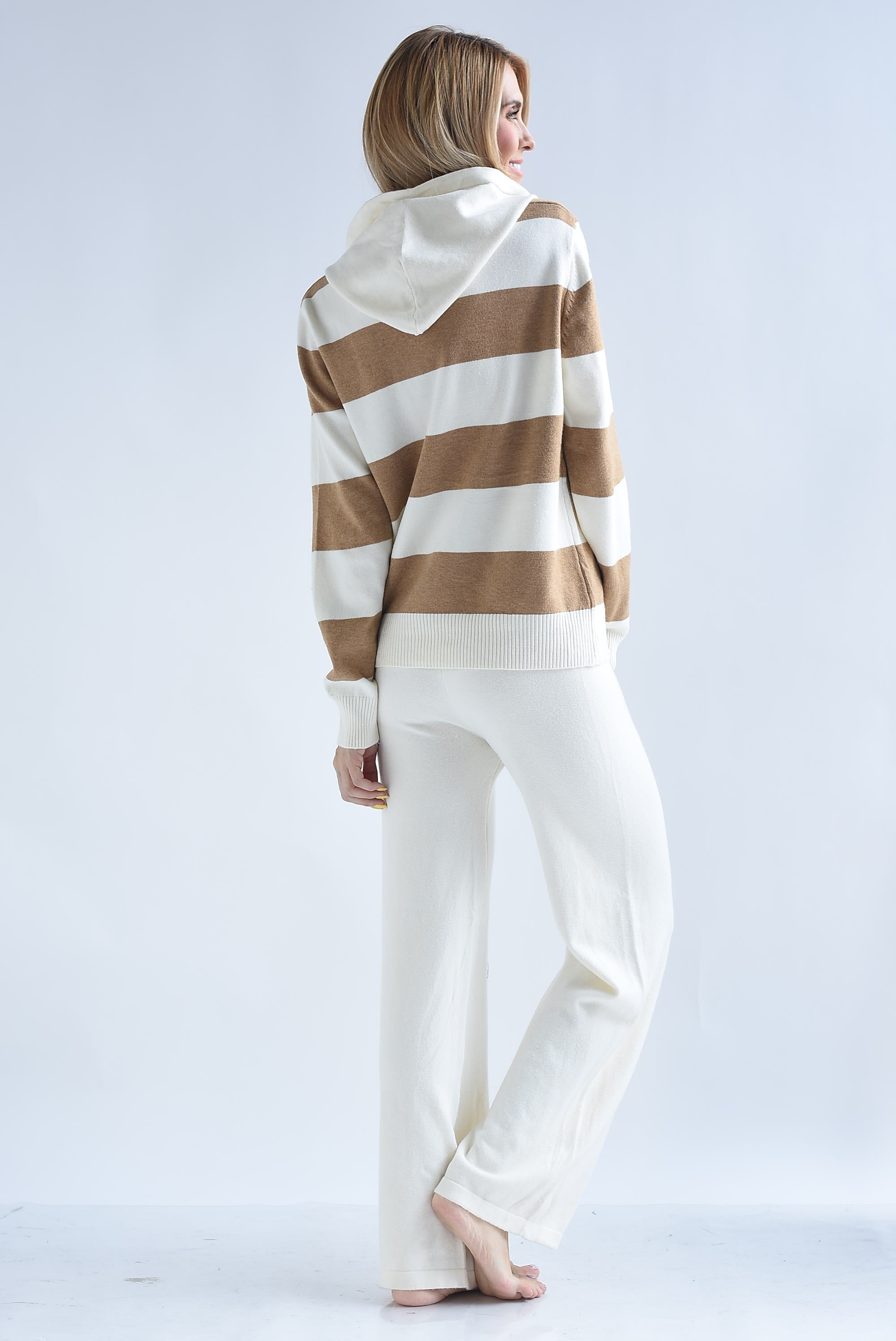 Set Pantalón y Sweater hoodie rayas