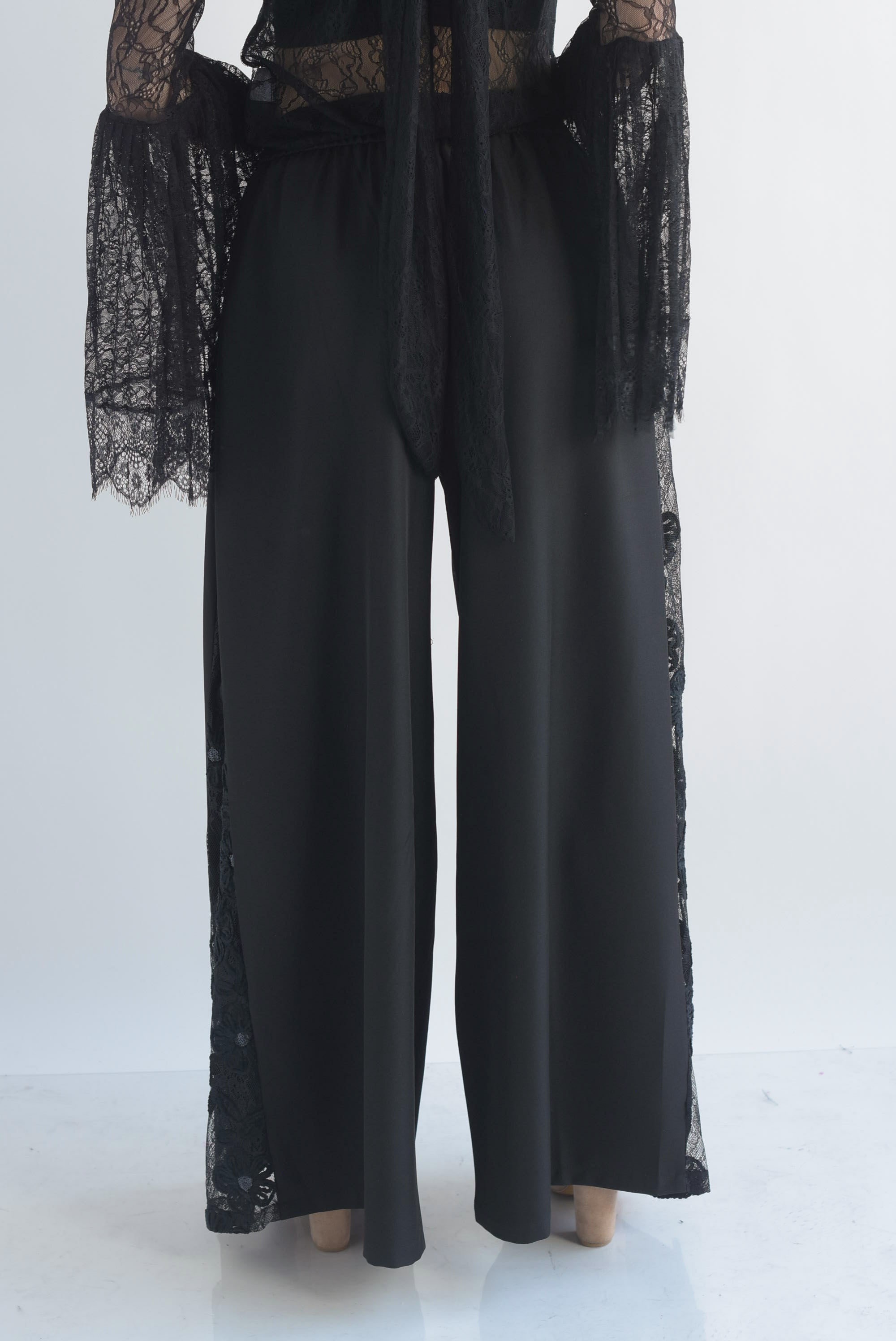 Pantalón súper wide pinza encaje
