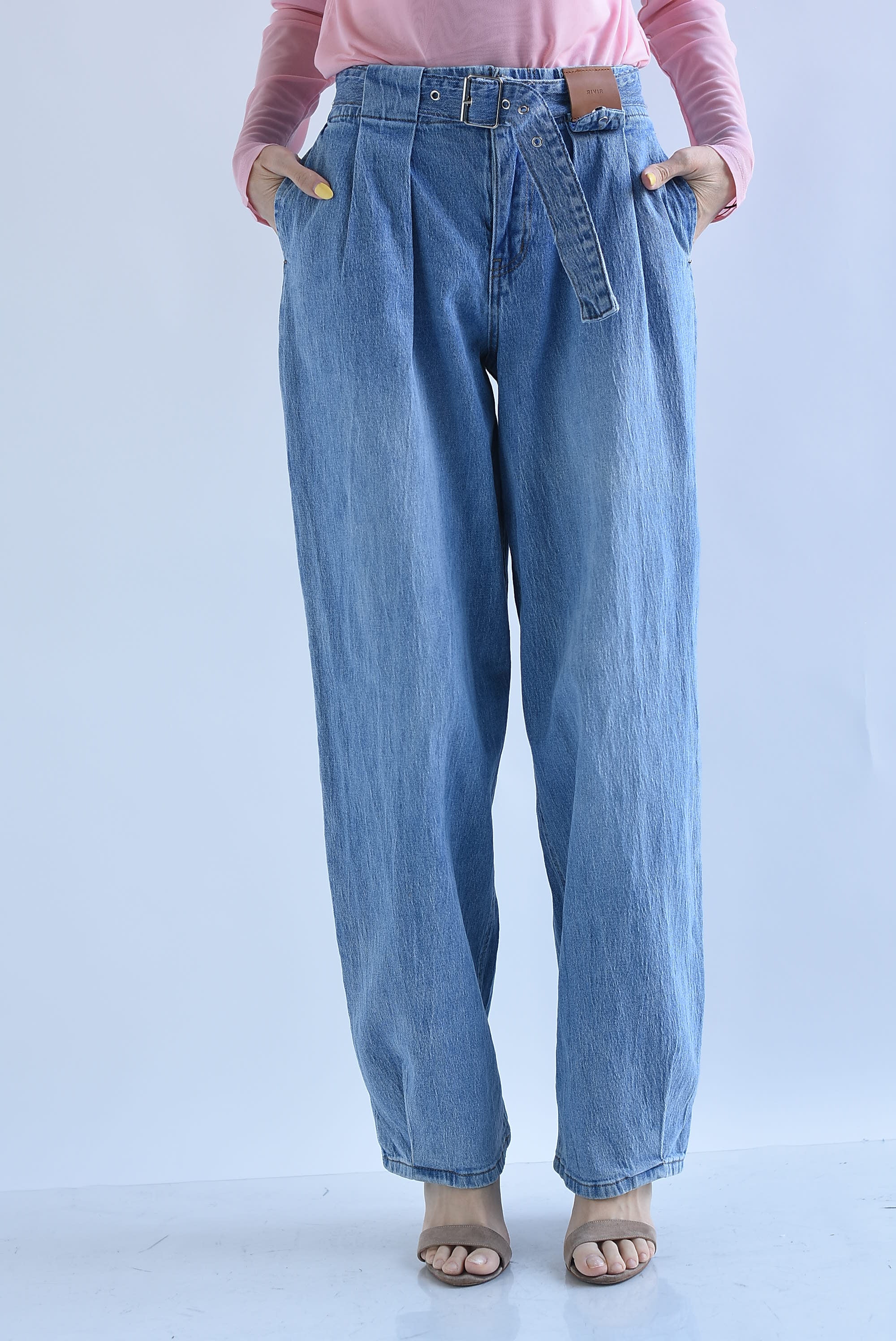 Pantalón Denim barrel pinzas
