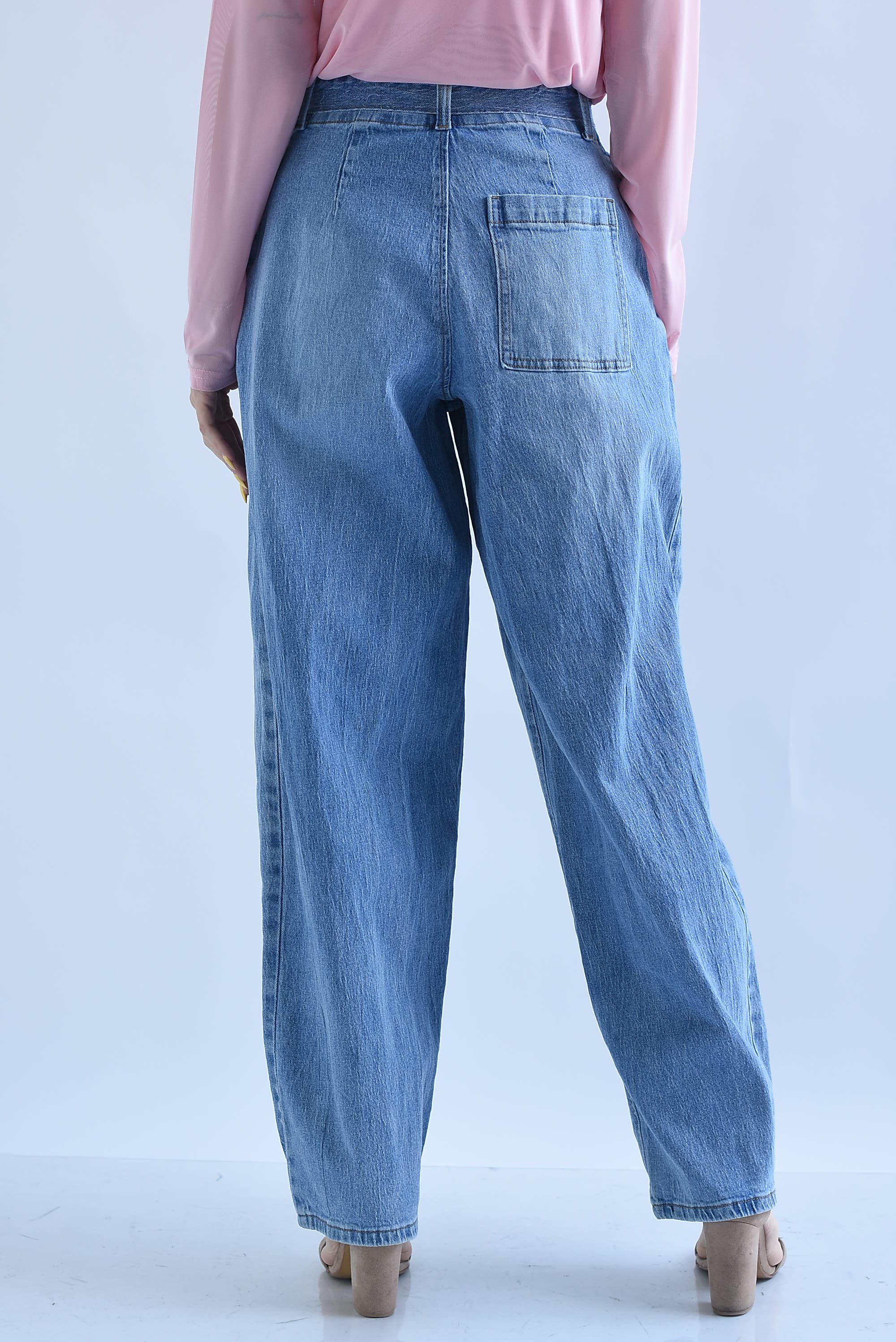 Pantalón Denim barrel pinzas