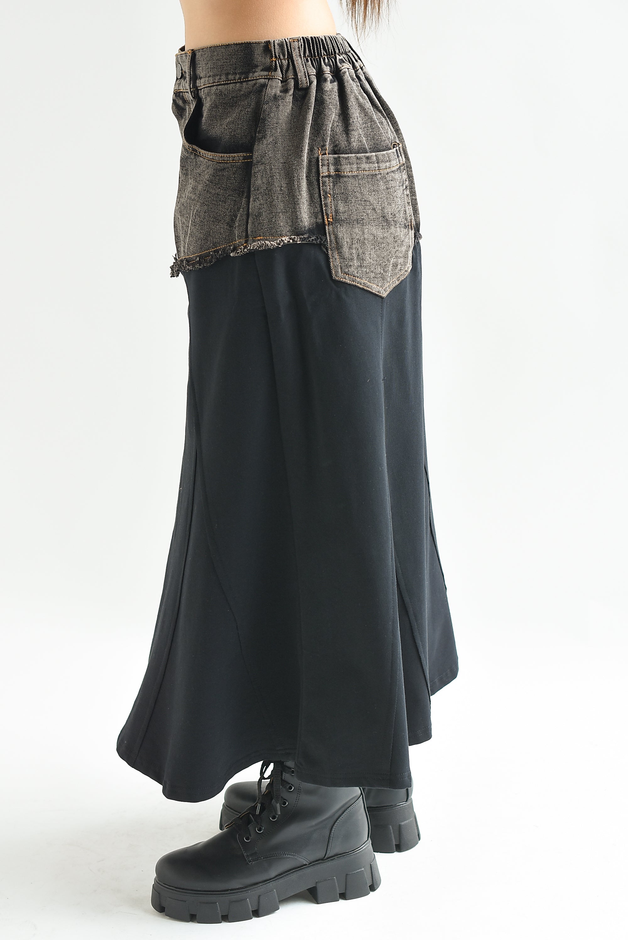 Falda Denim con Algodón Negra