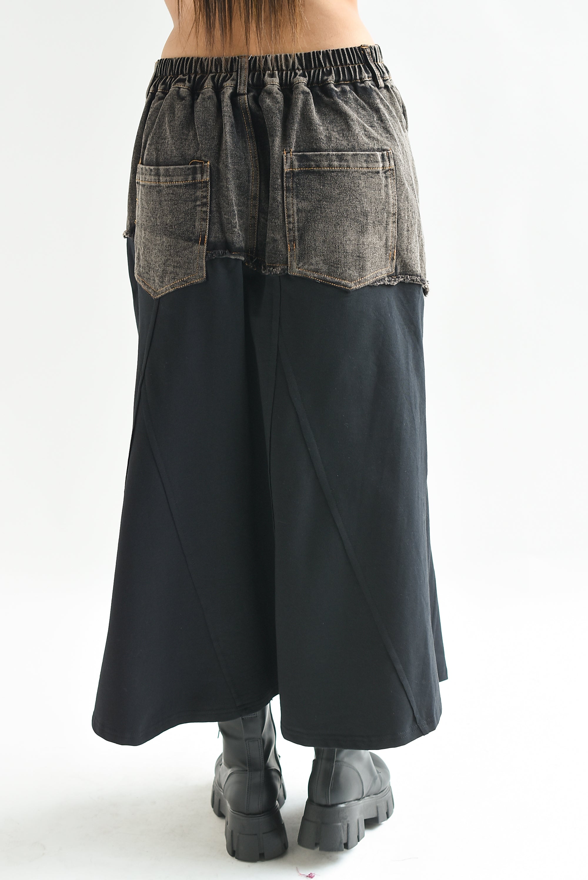 Falda Denim con Algodón Negra