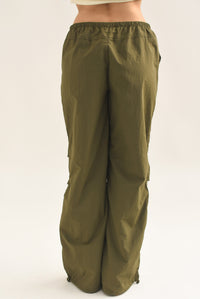 Fashion Styled Pantalón Parachute doble jareta Verde Militar