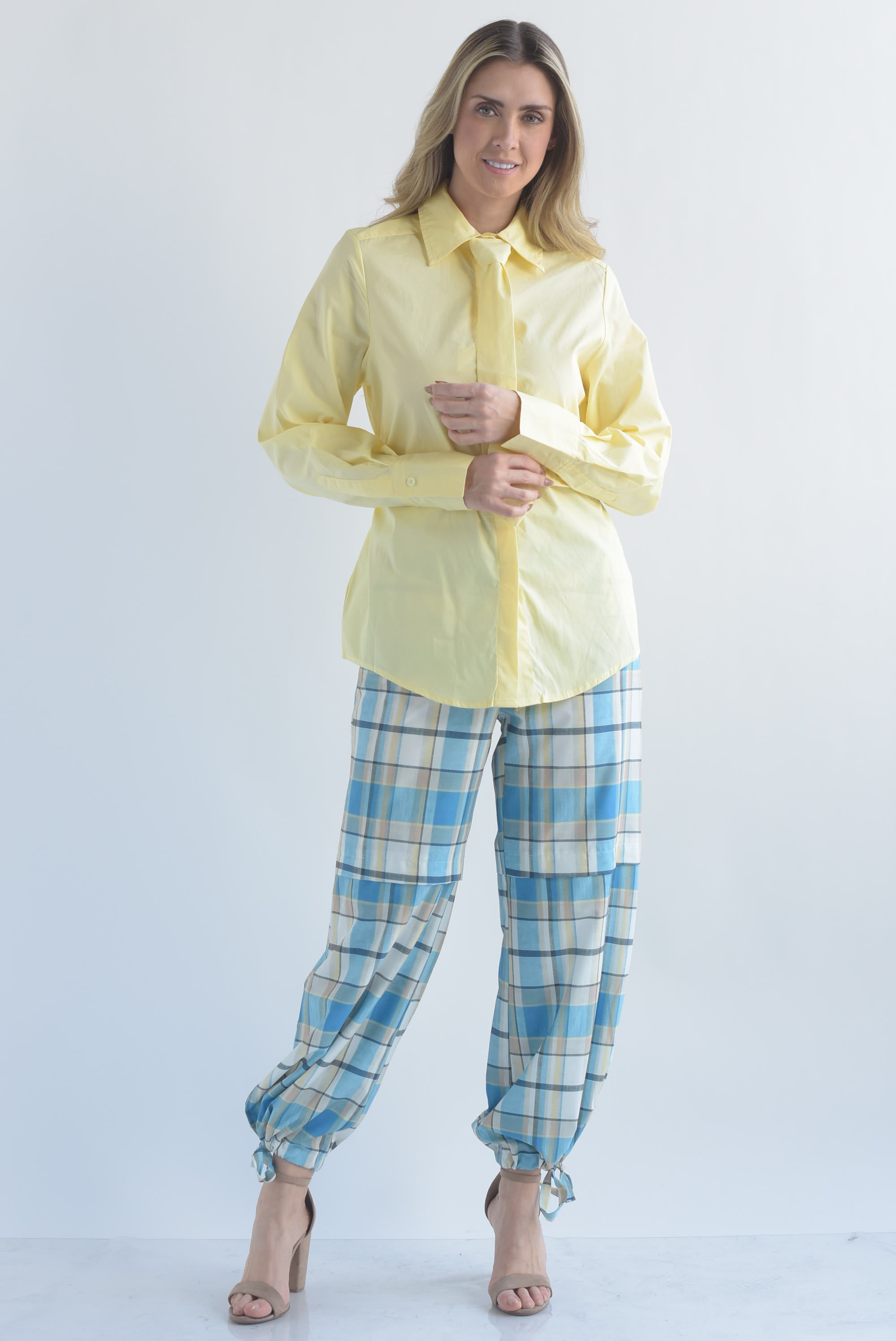 Camisa cinta y corbata