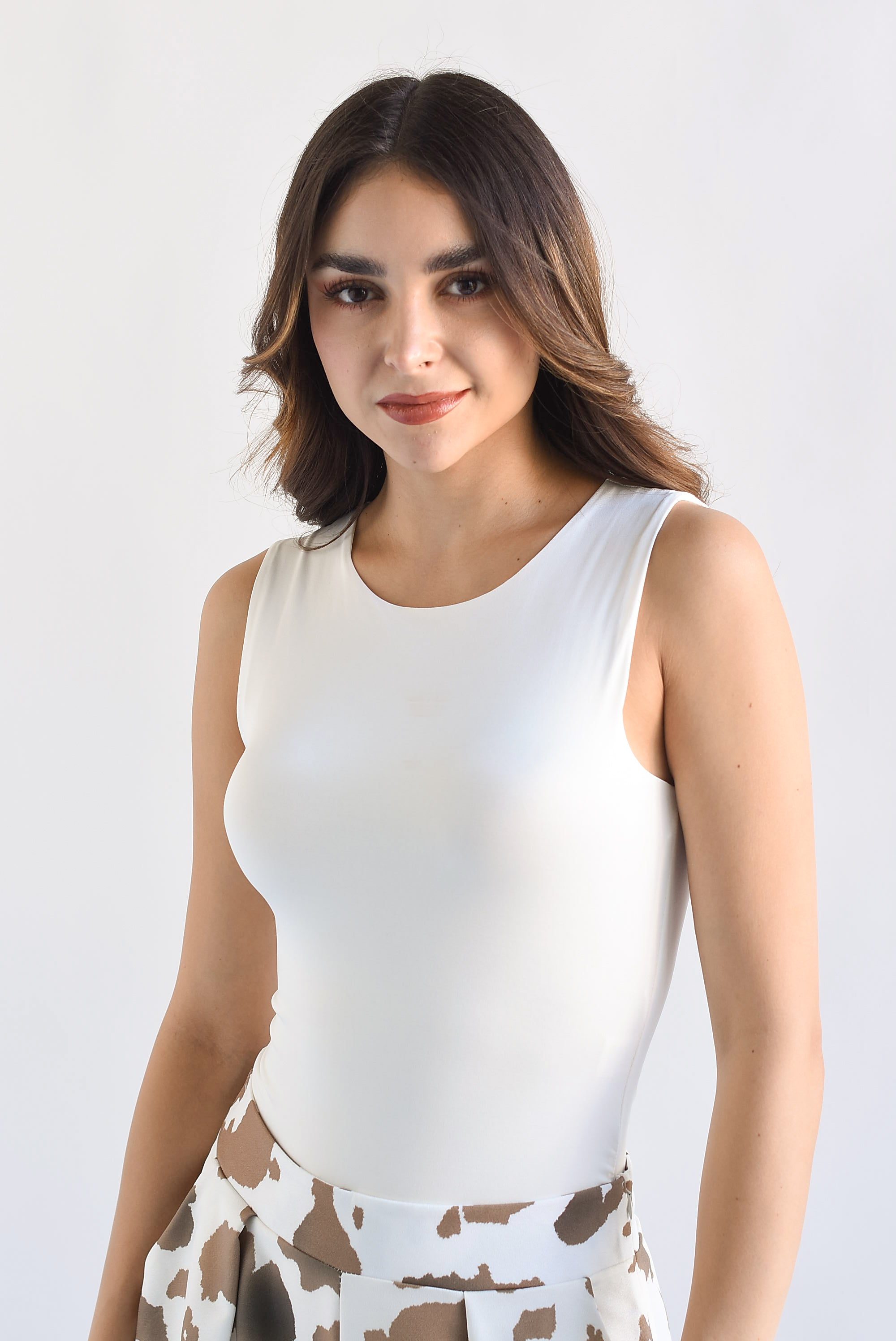 Body licra sin manga cuello redondo Ivory