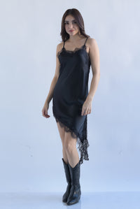 Fashion Styled Vestido lencero asimétrico Negro