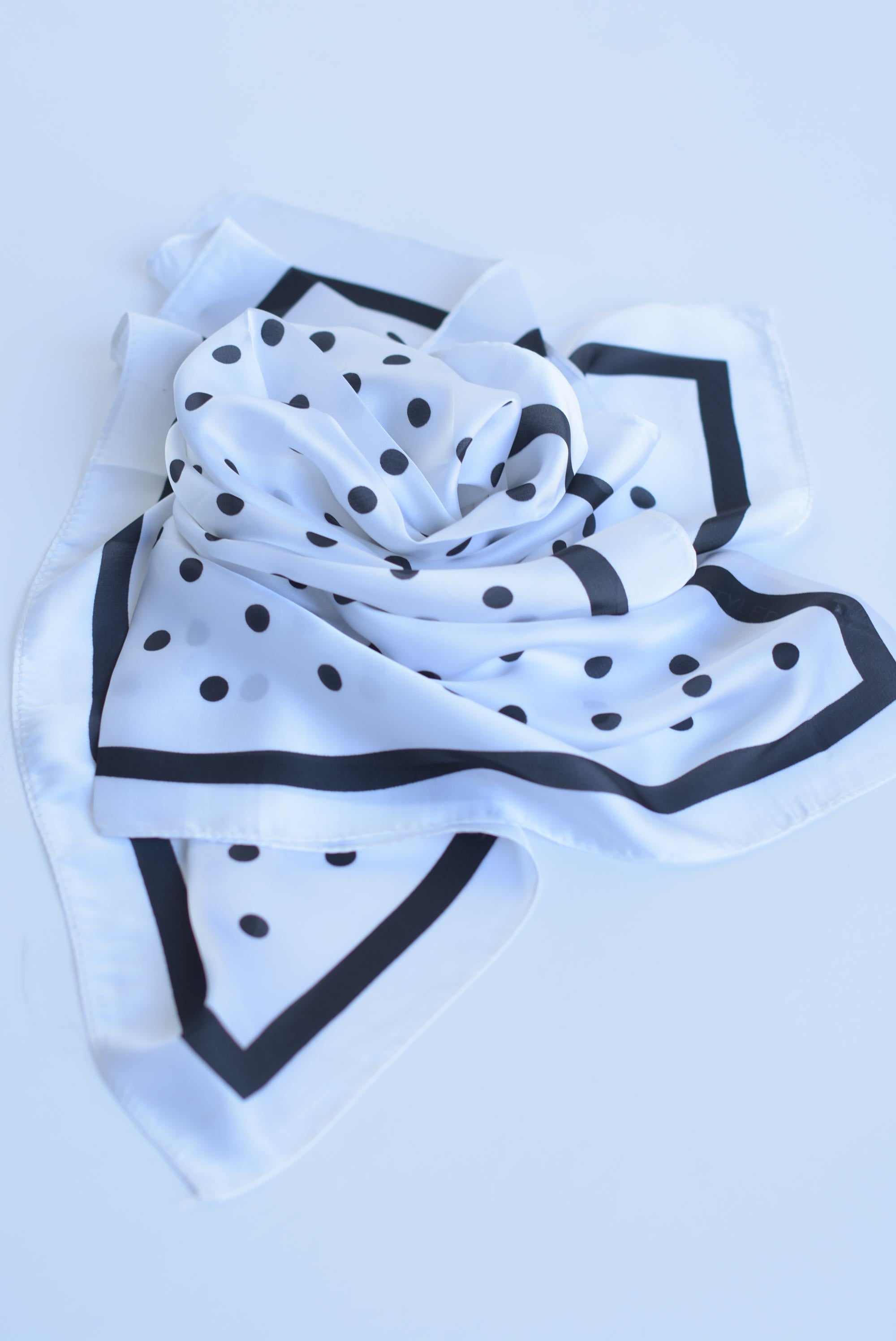 Mascada polka dots filo Blanco