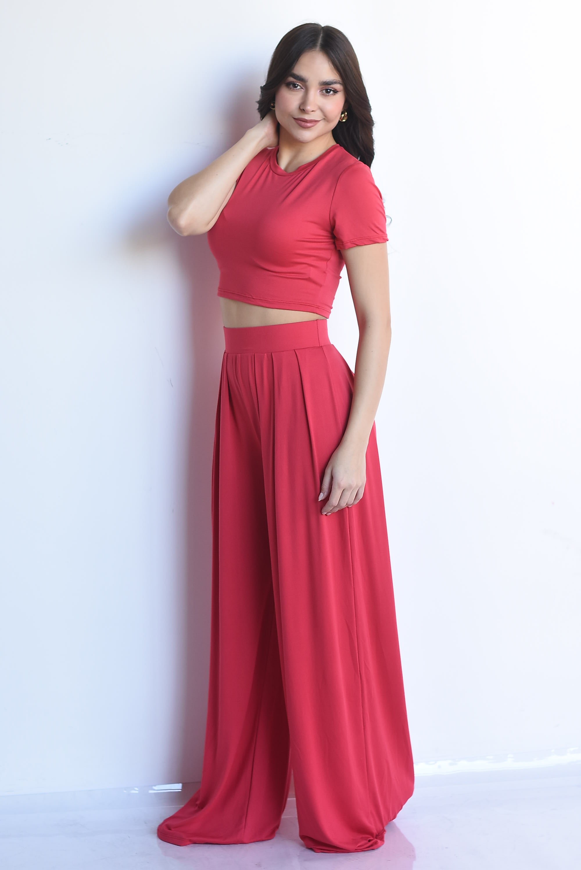 Set Pantalón wide leg y T-Shirt crop