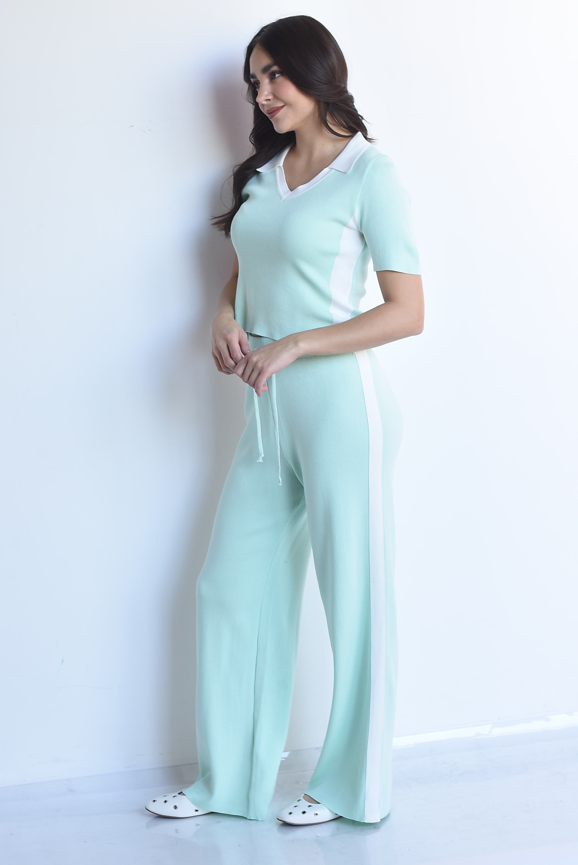 Set Pantalón y Blusa tipo polo track punto