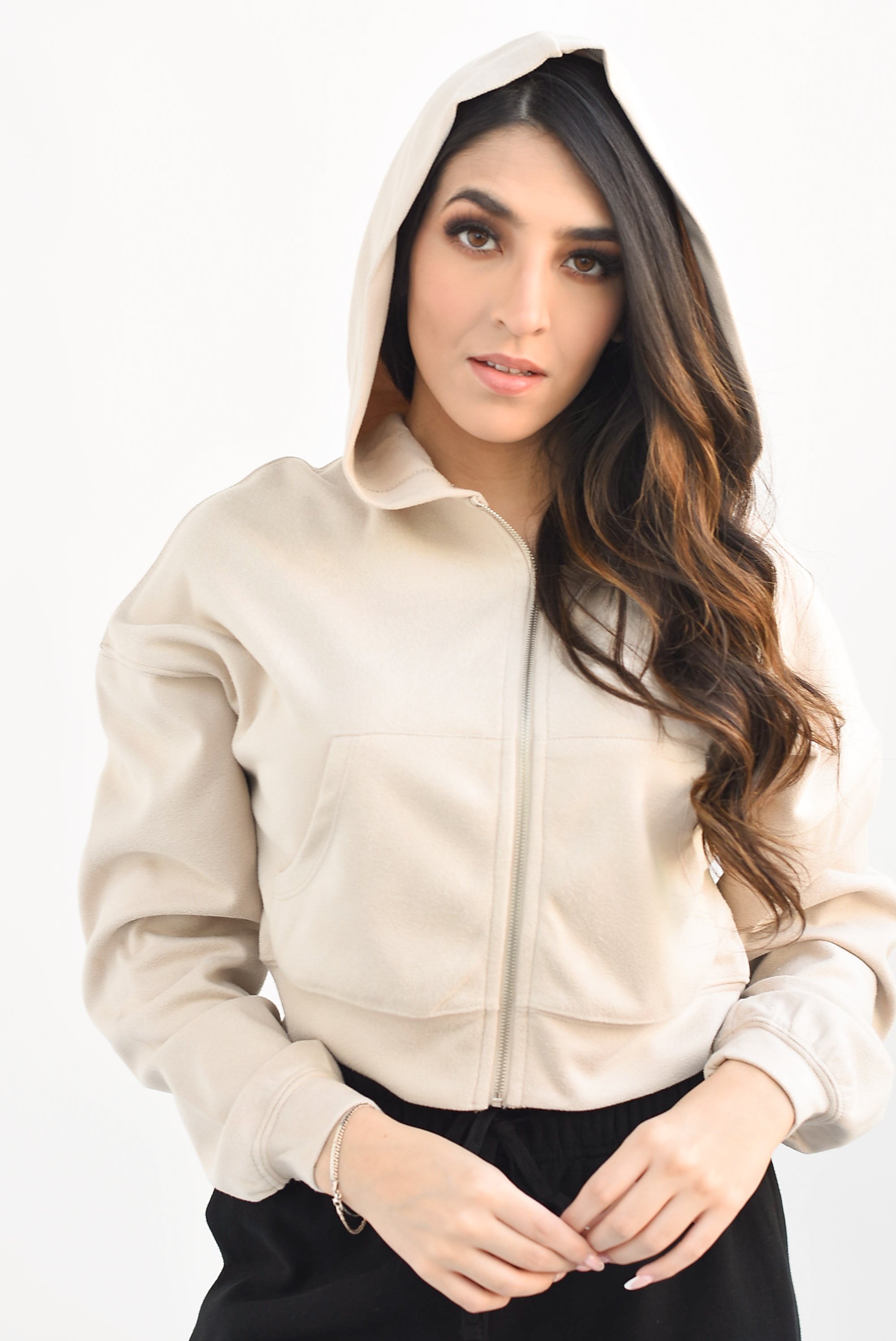 Hoddie crop cierre Greige