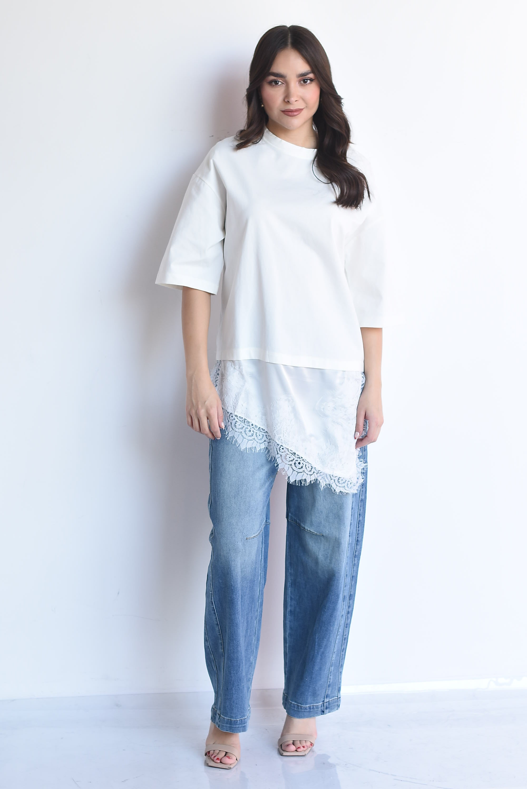 T-shirt dress con lencero asimétrico