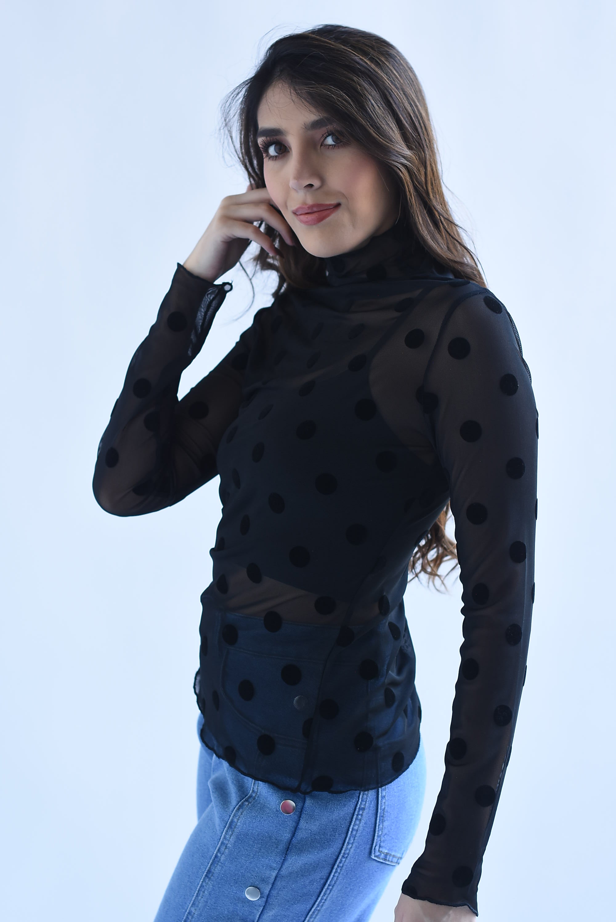 Blusa mesh manga larga polka dots terciopelo