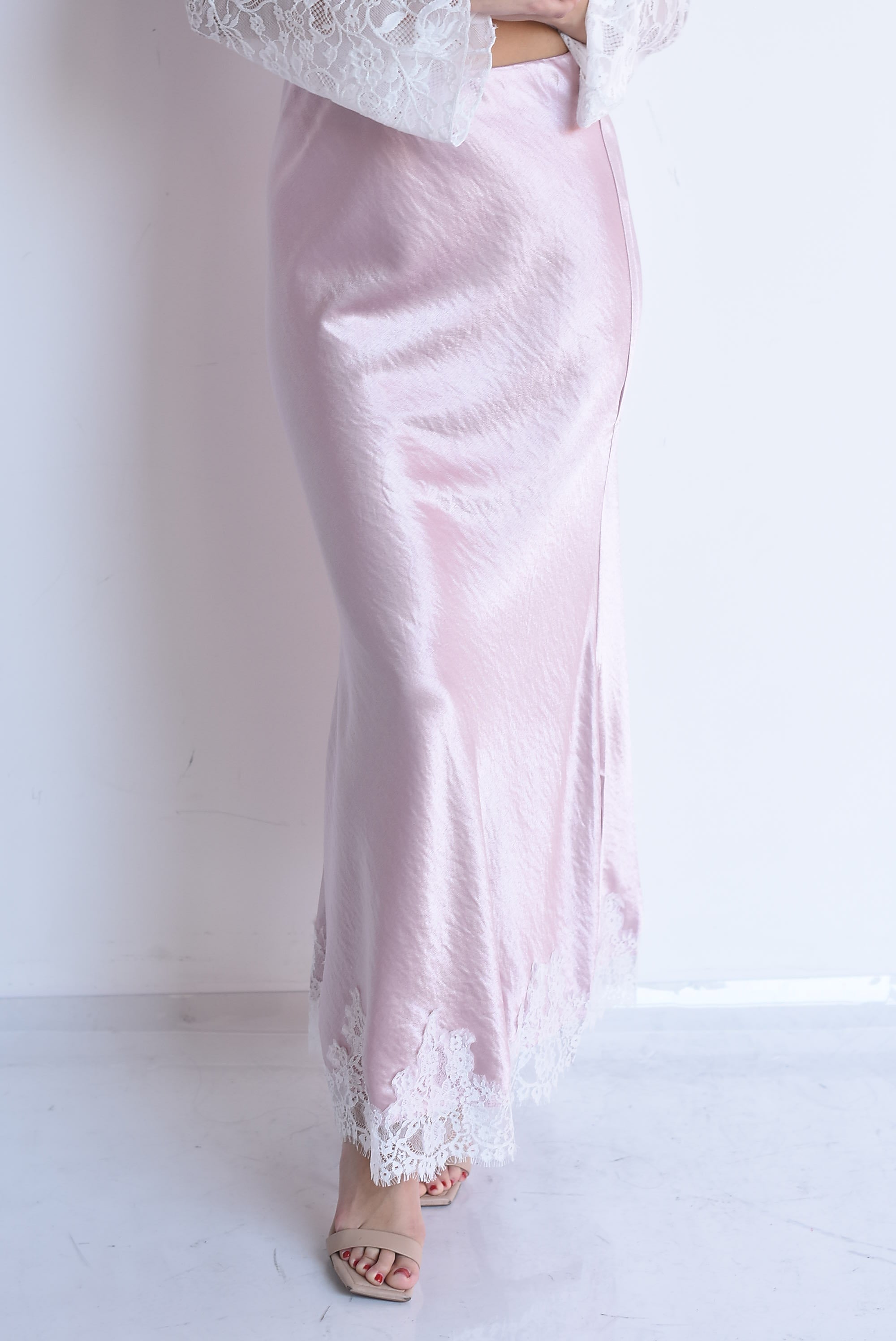 Falda lencera filo encaje