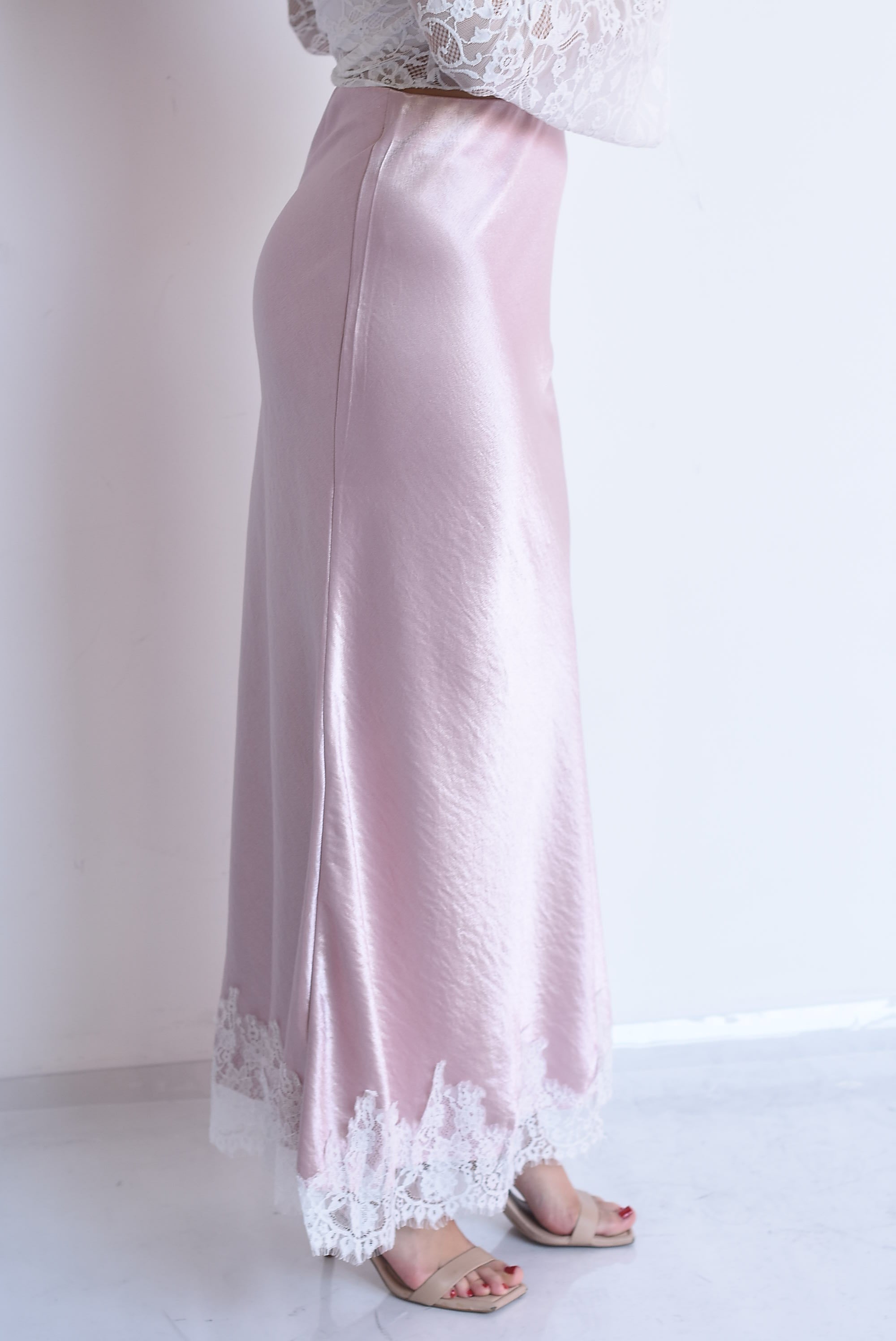 Falda lencera filo encaje