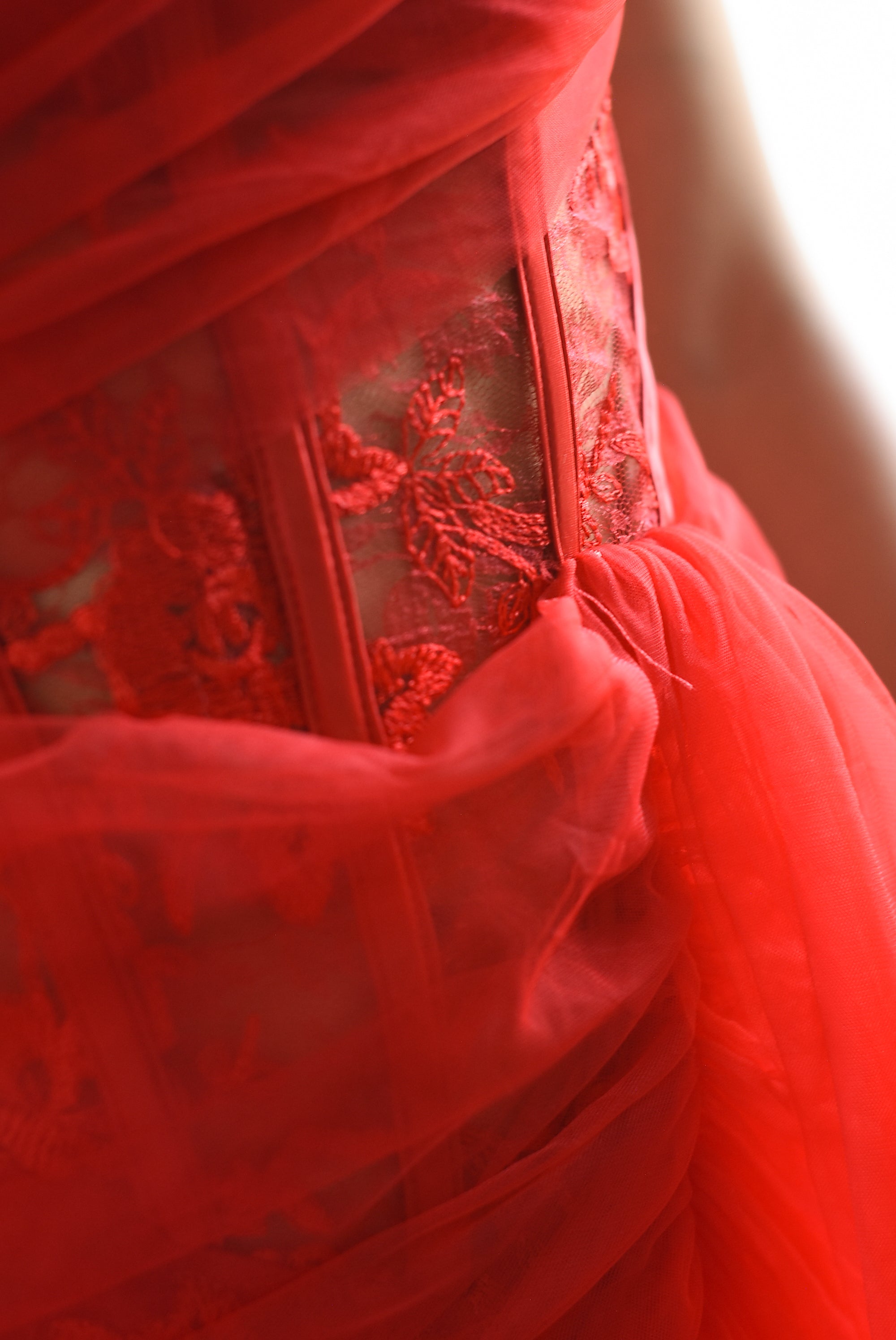 Vestido encaje y tulle Rojo