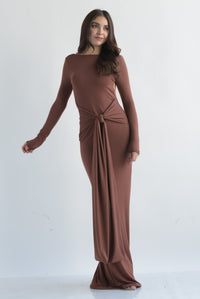 Fashion Styled Vestido largo algodón escote espalda manga larga Café