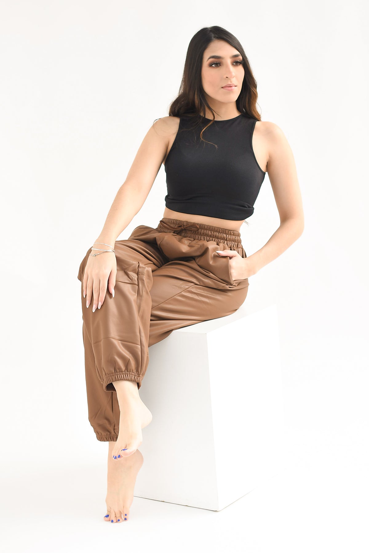 Jogger vinipiel afelpado Camel