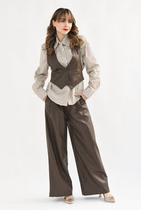 Fashion Styled Set Pantalón y Camisa con chaleco vinipiel Café