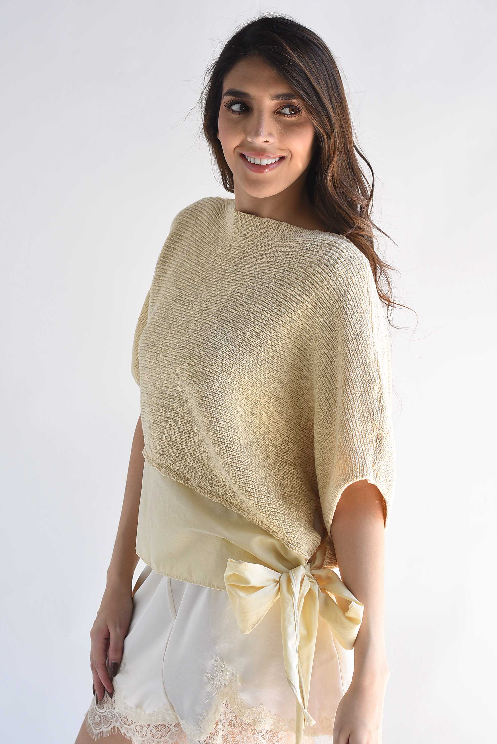 Blusa punto pretina asimétrica