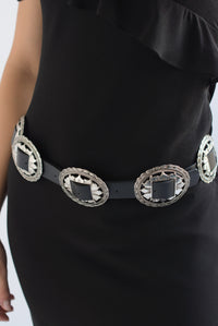 Fashion Styled Cinturón cruces en pétalos Negro